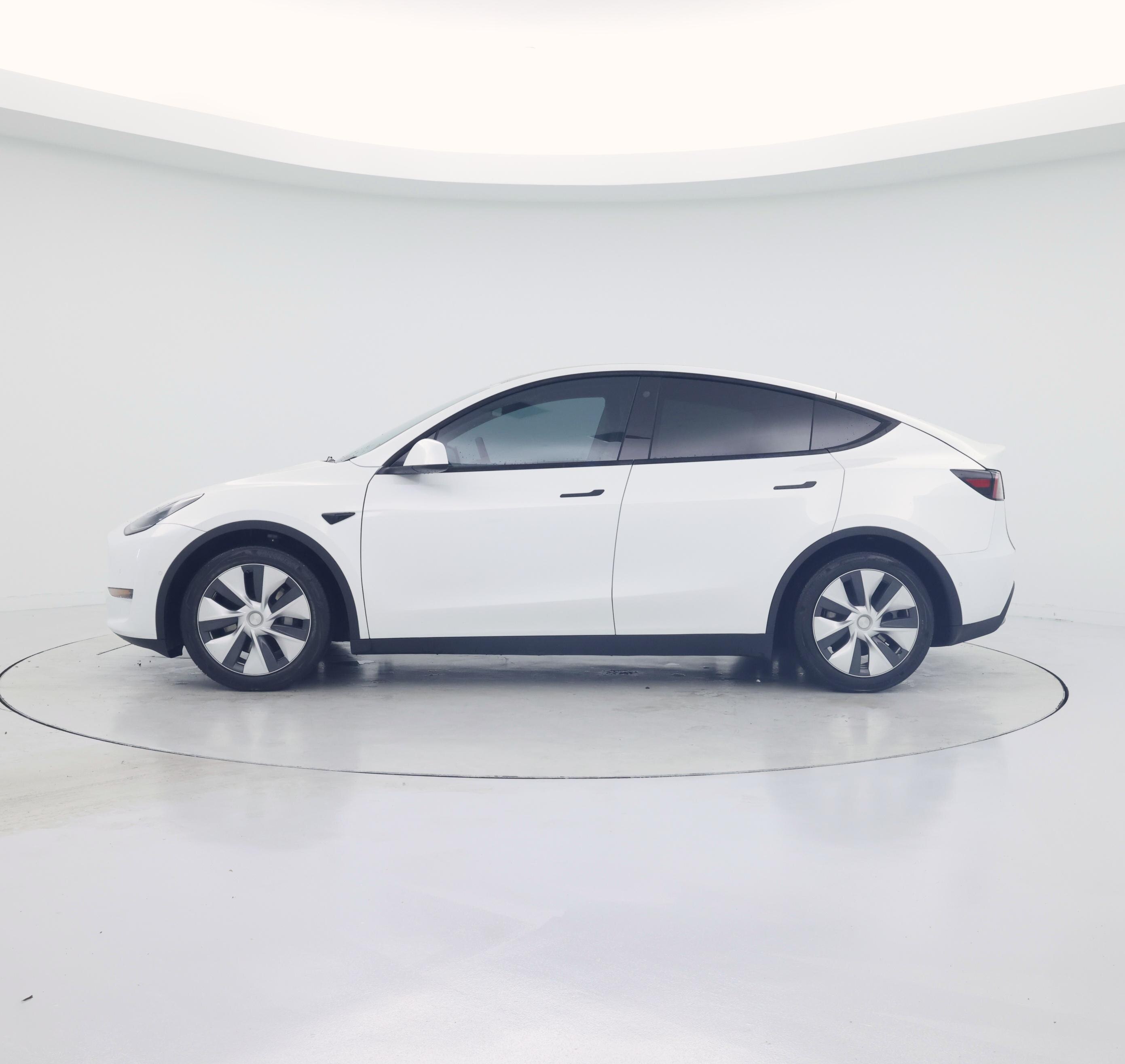 Thumbnail: 2022 Tesla Model Y - 3