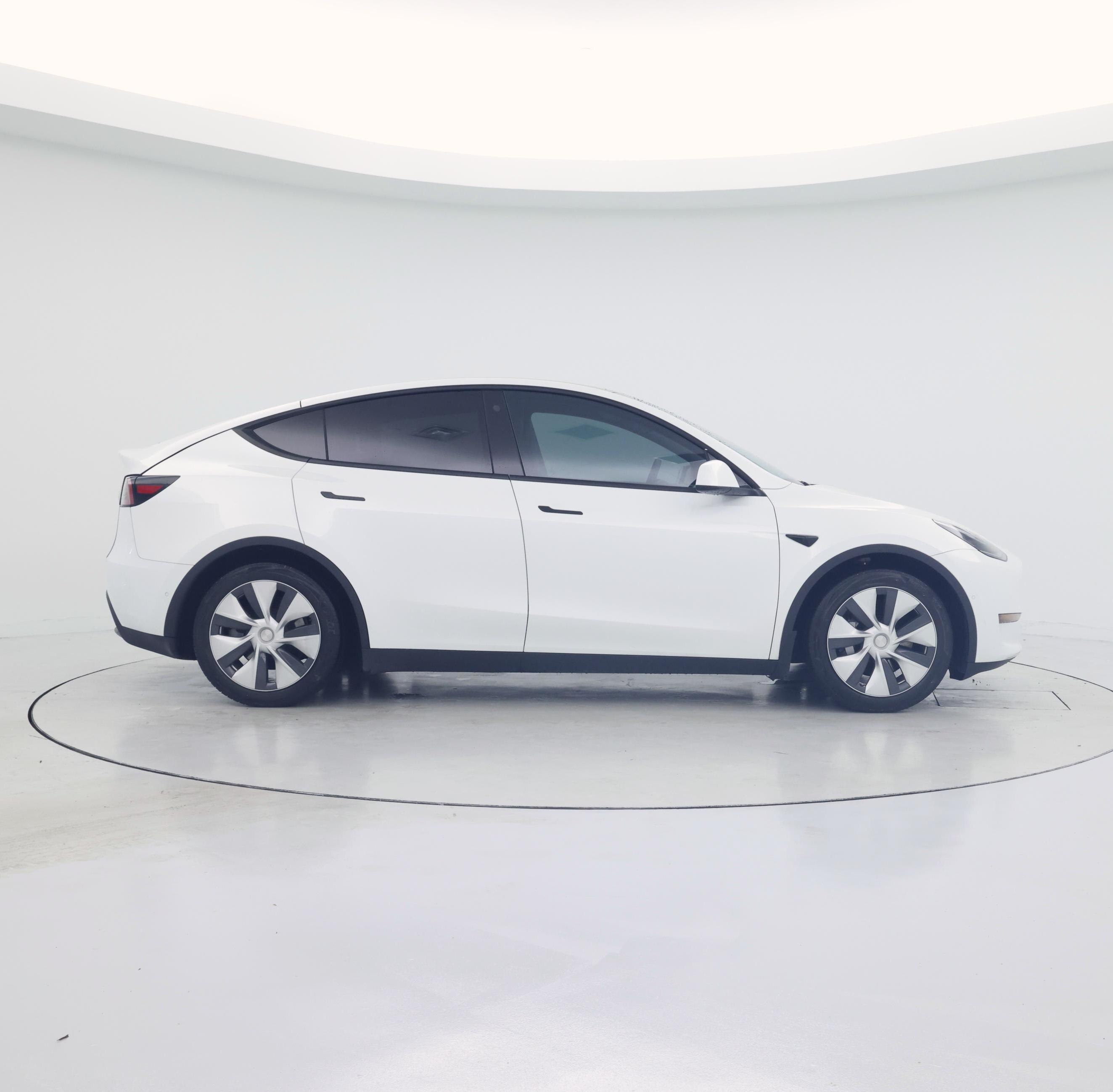 Thumbnail: 2022 Tesla Model Y - 7