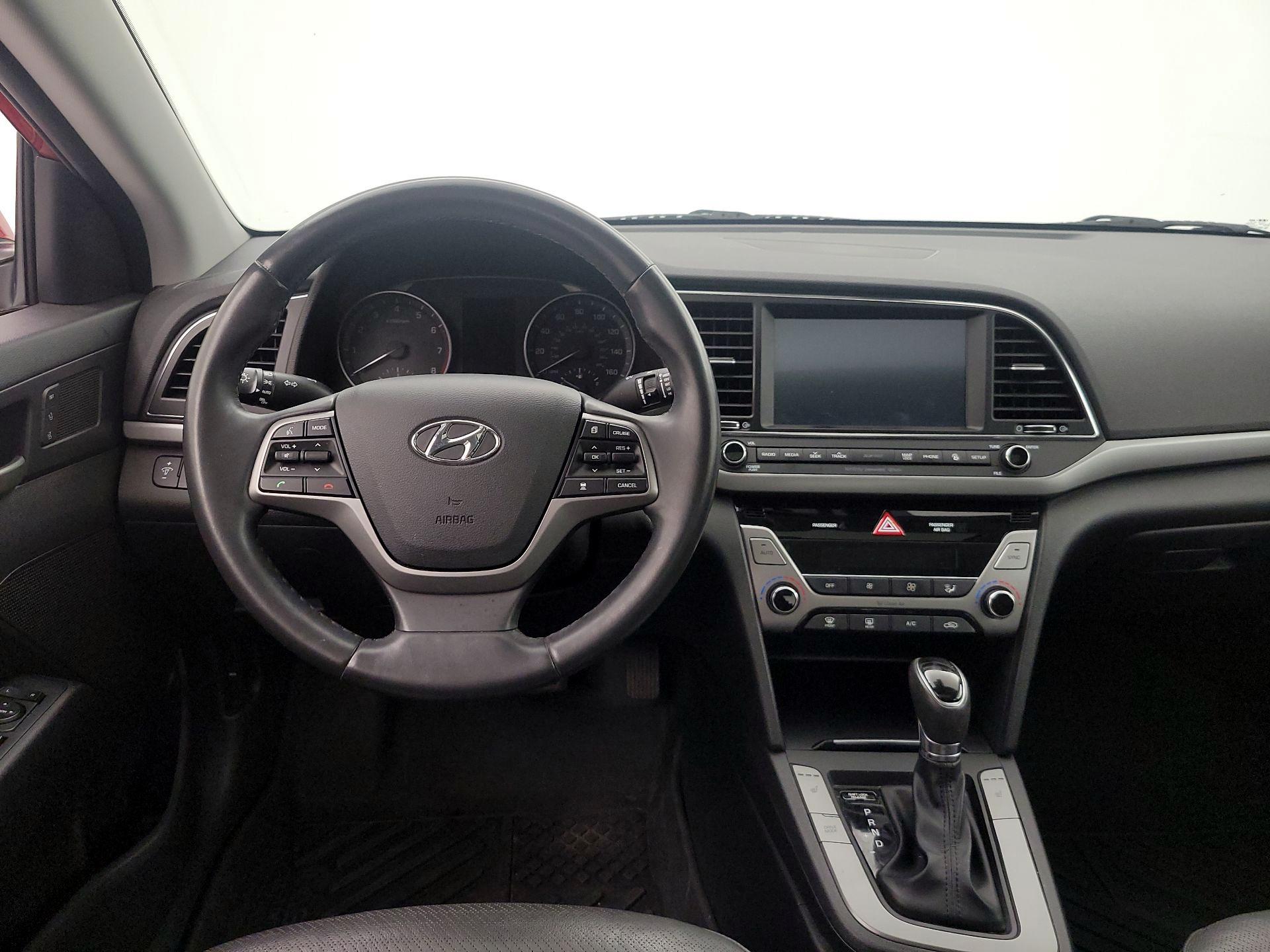 Thumbnail: 2017 Hyundai Elantra - 10