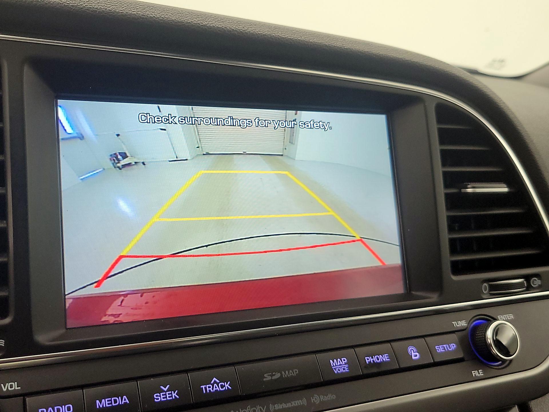 Thumbnail: 2017 Hyundai Elantra - 15