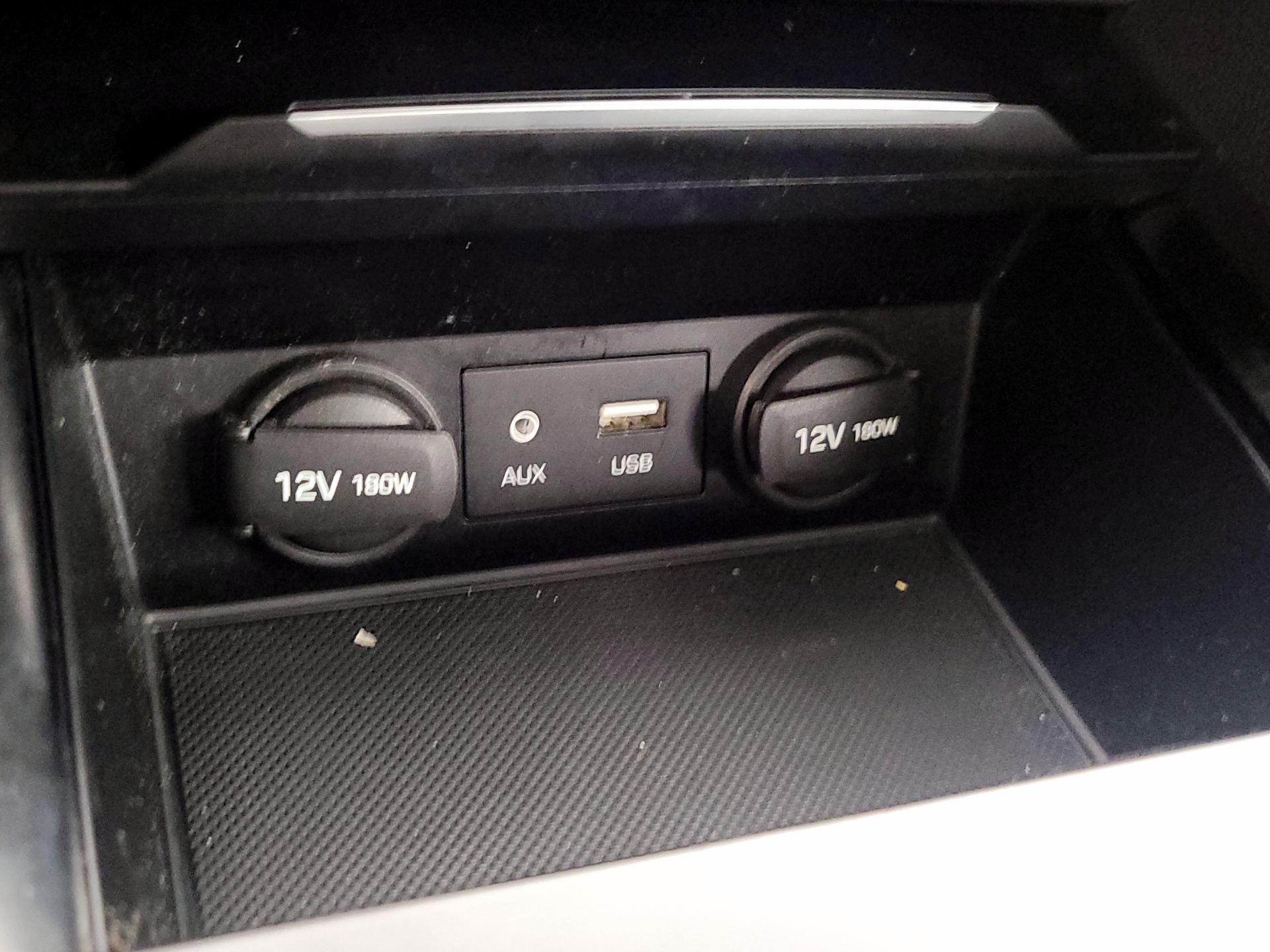 Thumbnail: 2017 Hyundai Elantra - 19