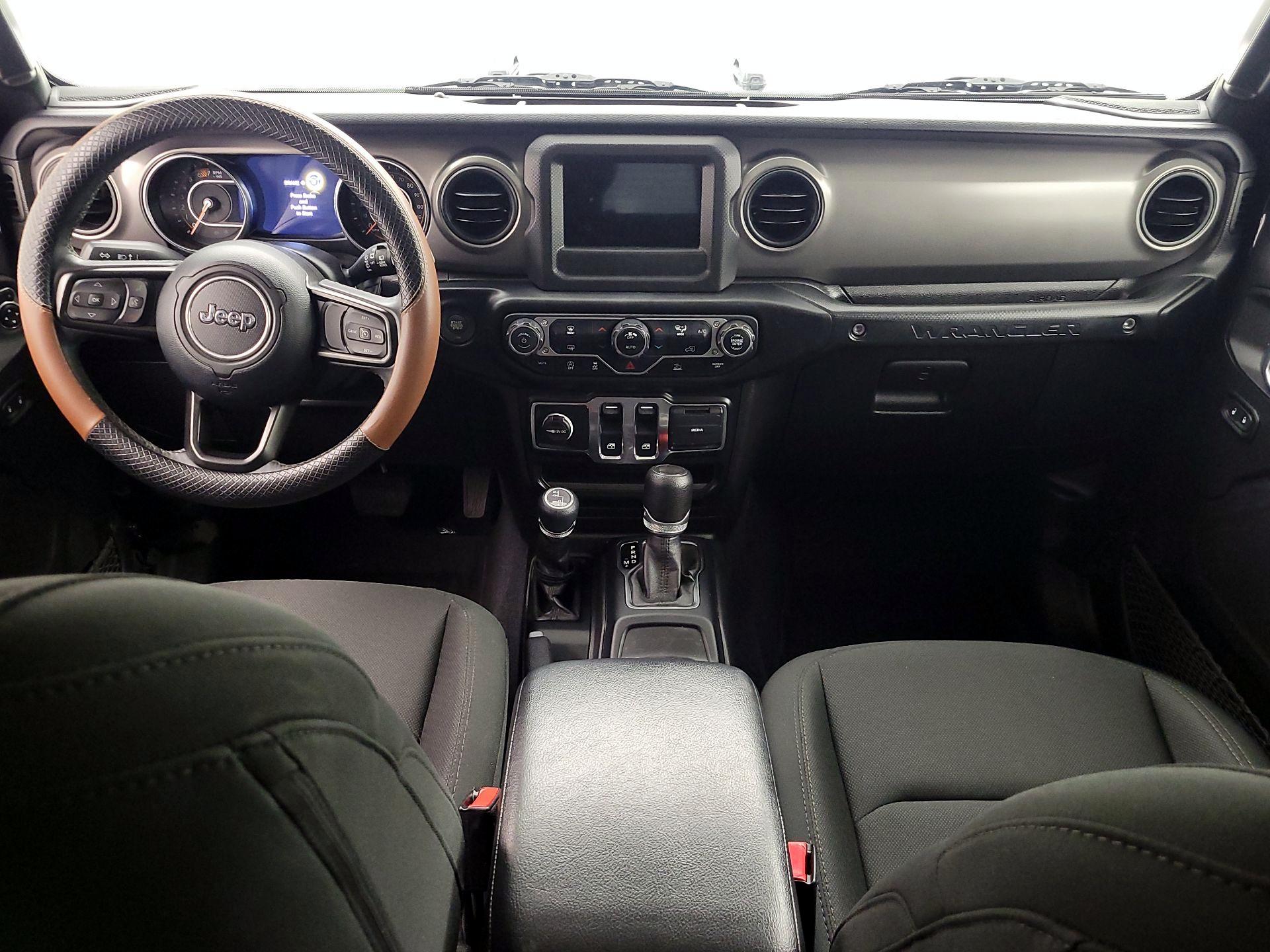 Thumbnail: 2022 Jeep Wrangler - 9