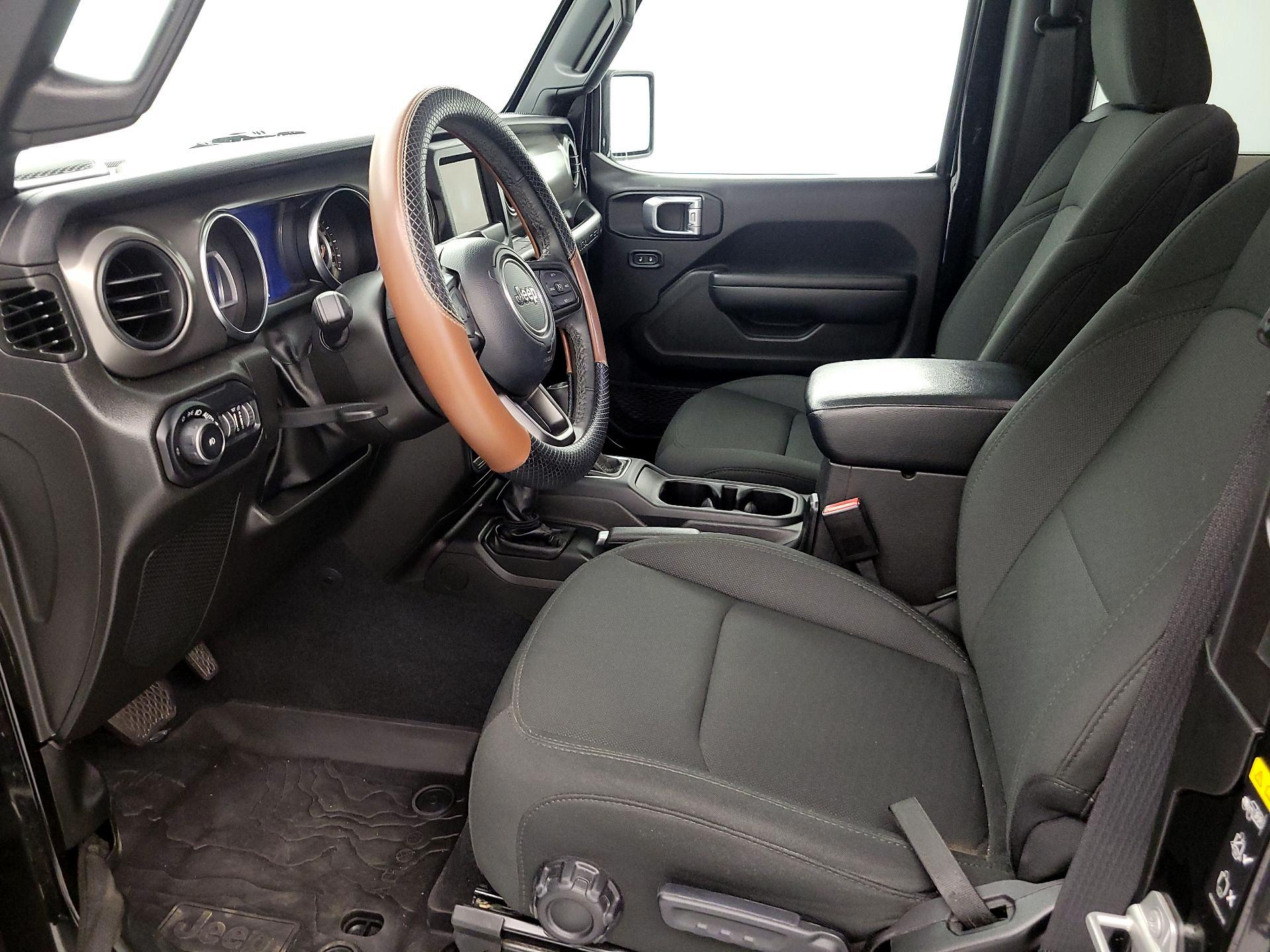 Thumbnail: 2022 Jeep Wrangler - 11