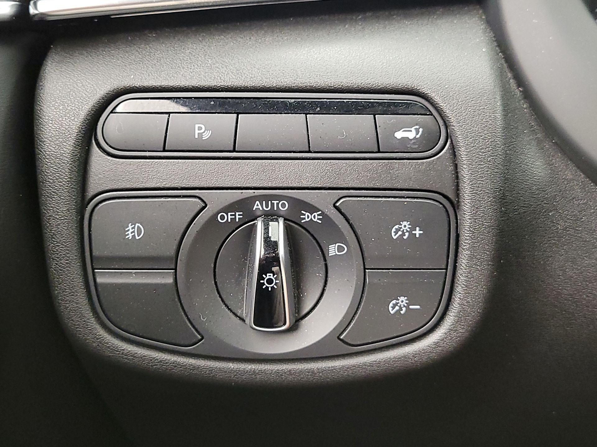 Thumbnail: 2022 INFINITI QX55 - 13