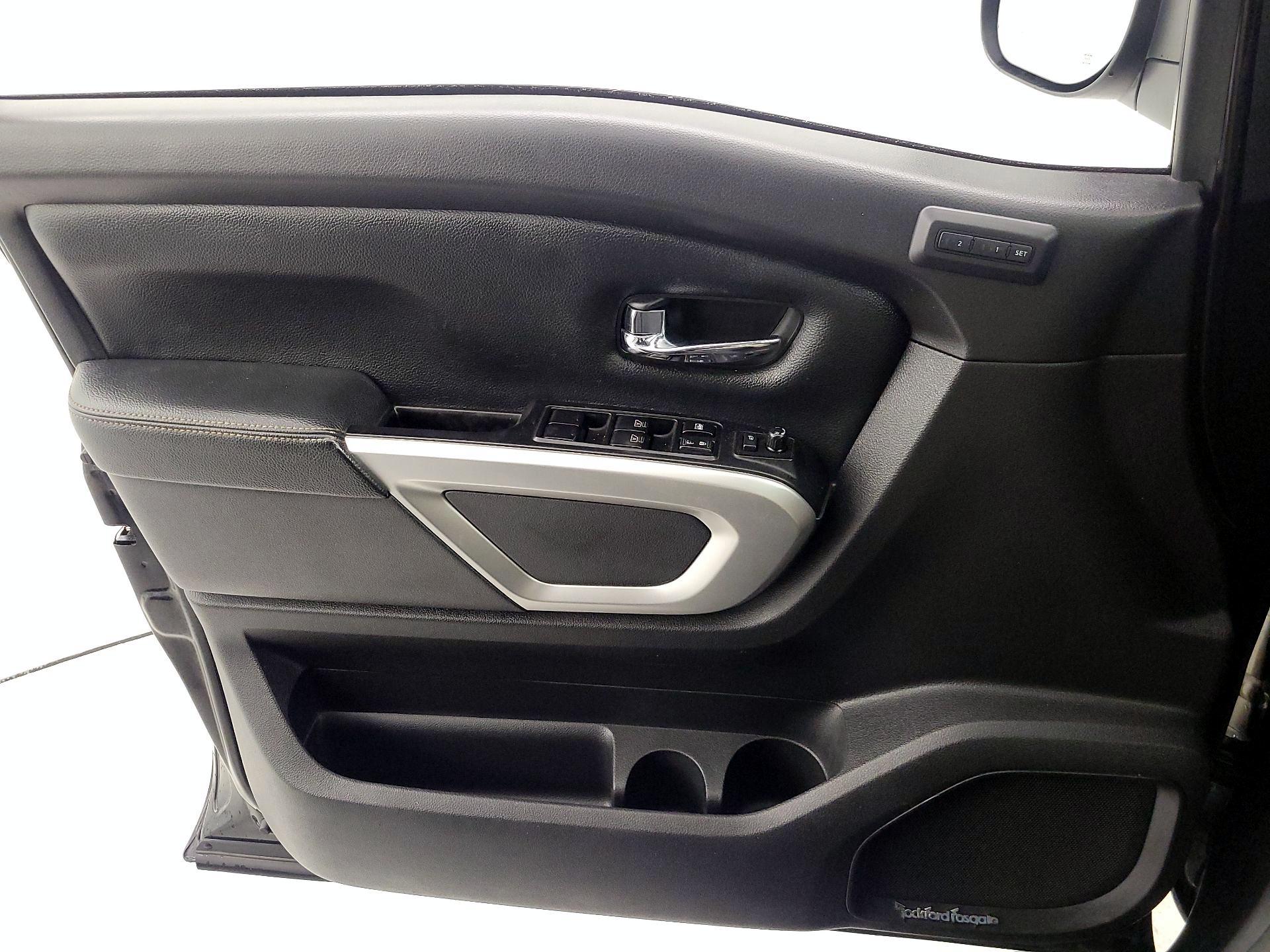 Thumbnail: 2018 Nissan Titan - 12