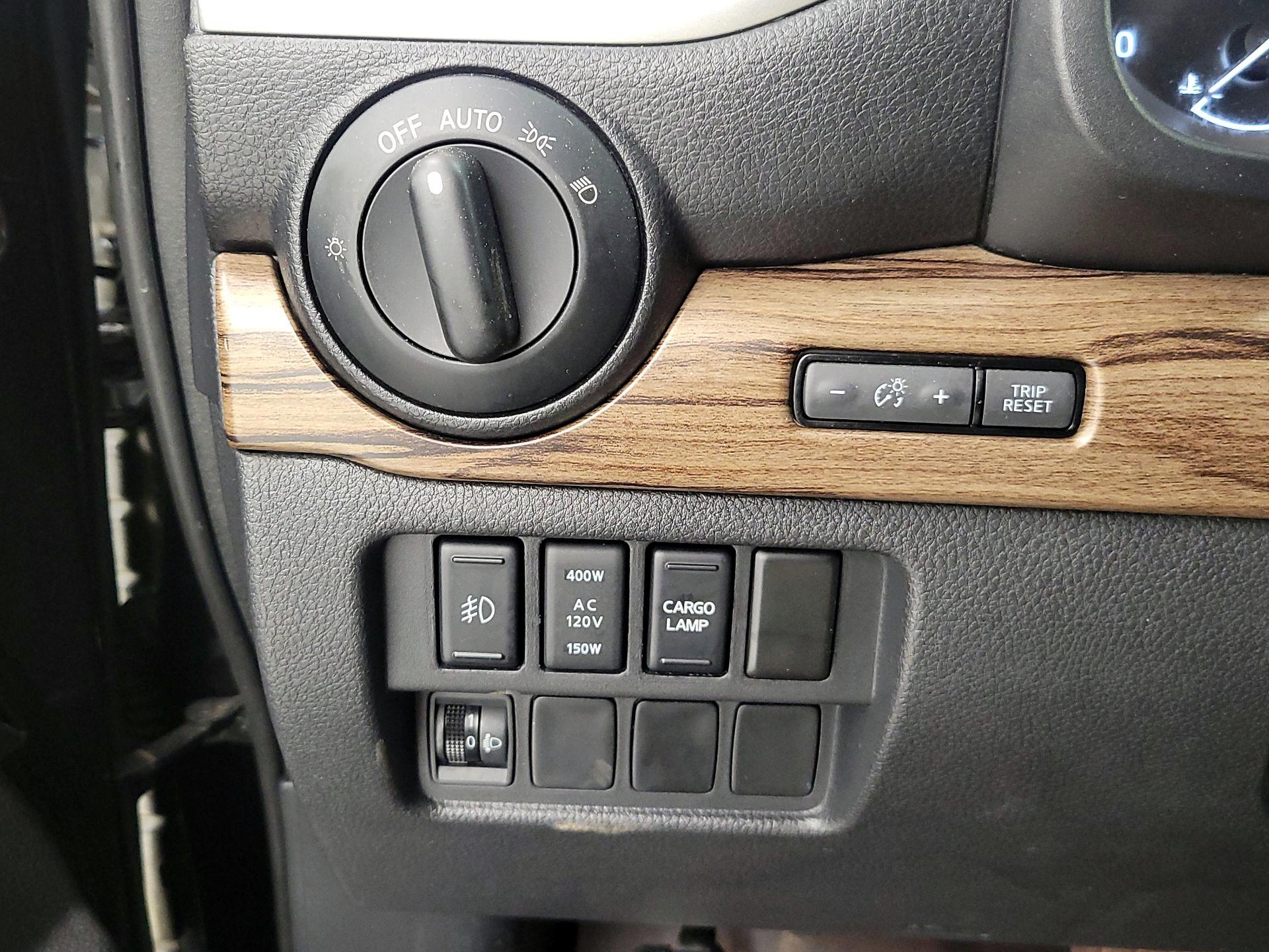 Thumbnail: 2018 Nissan Titan - 13