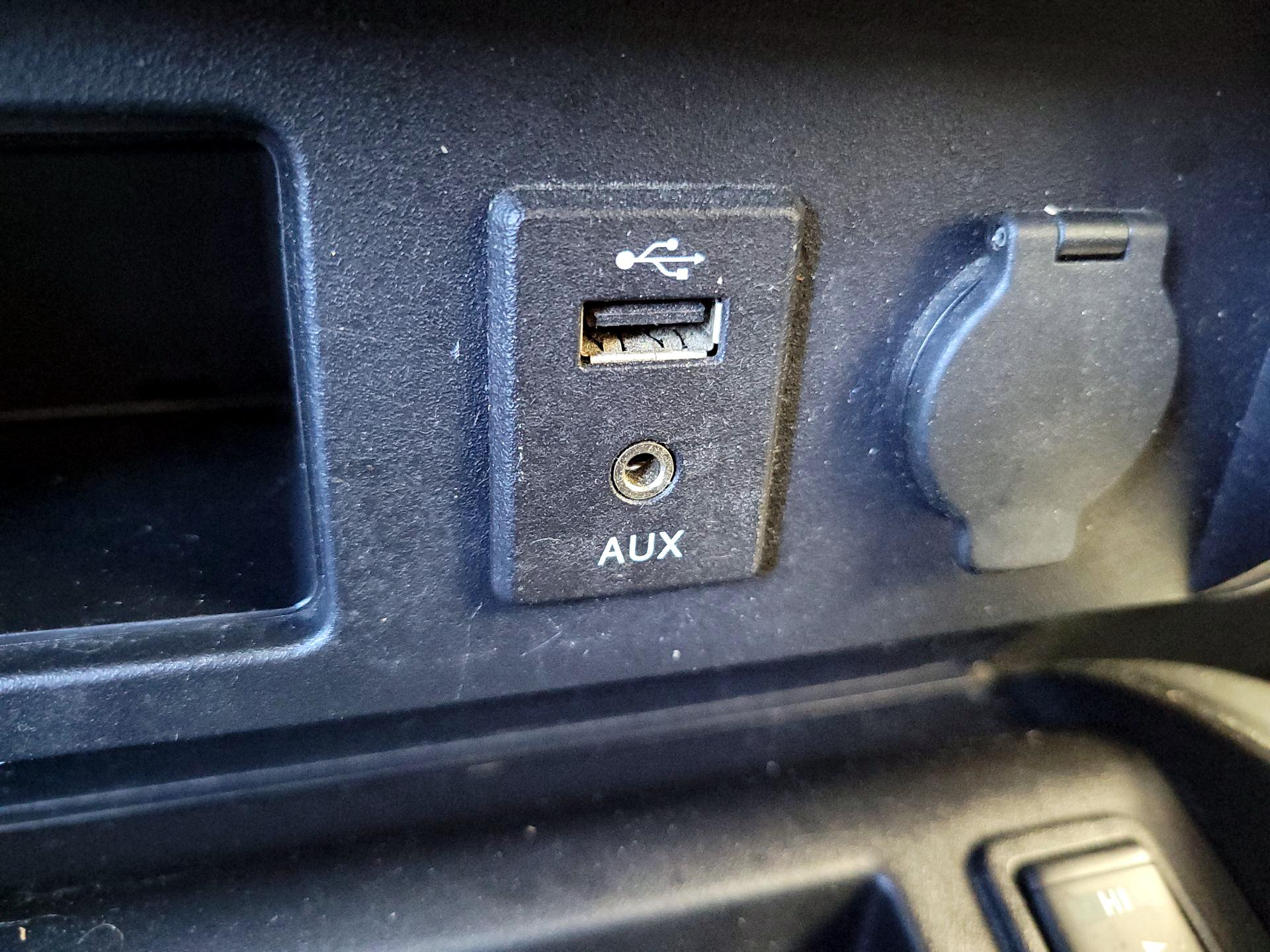 Thumbnail: 2018 Nissan Titan - 19