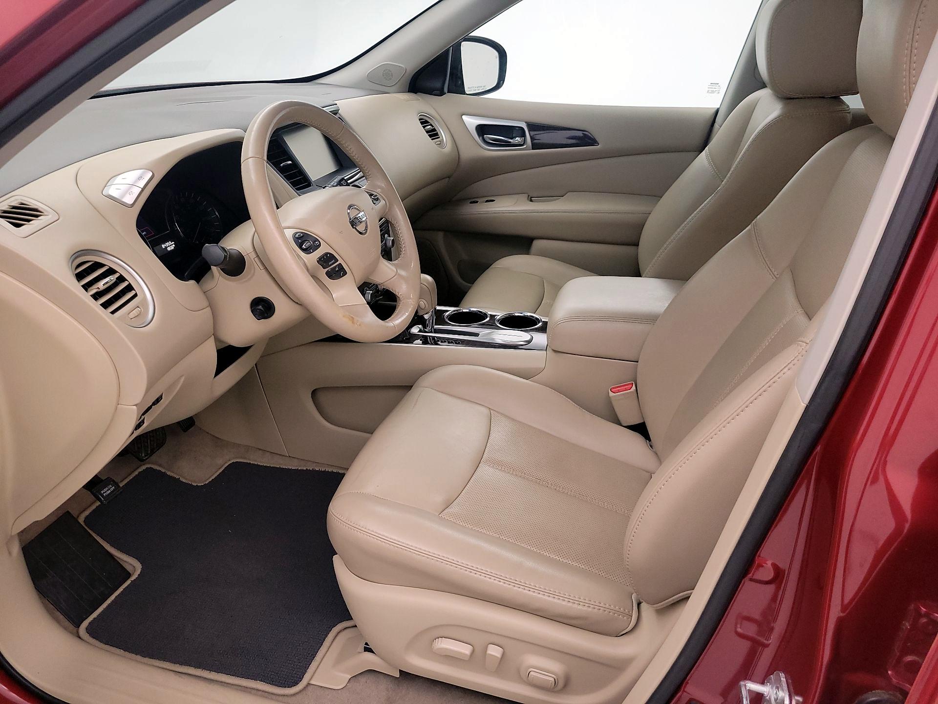 Thumbnail: 2015 Nissan Pathfinder - 11