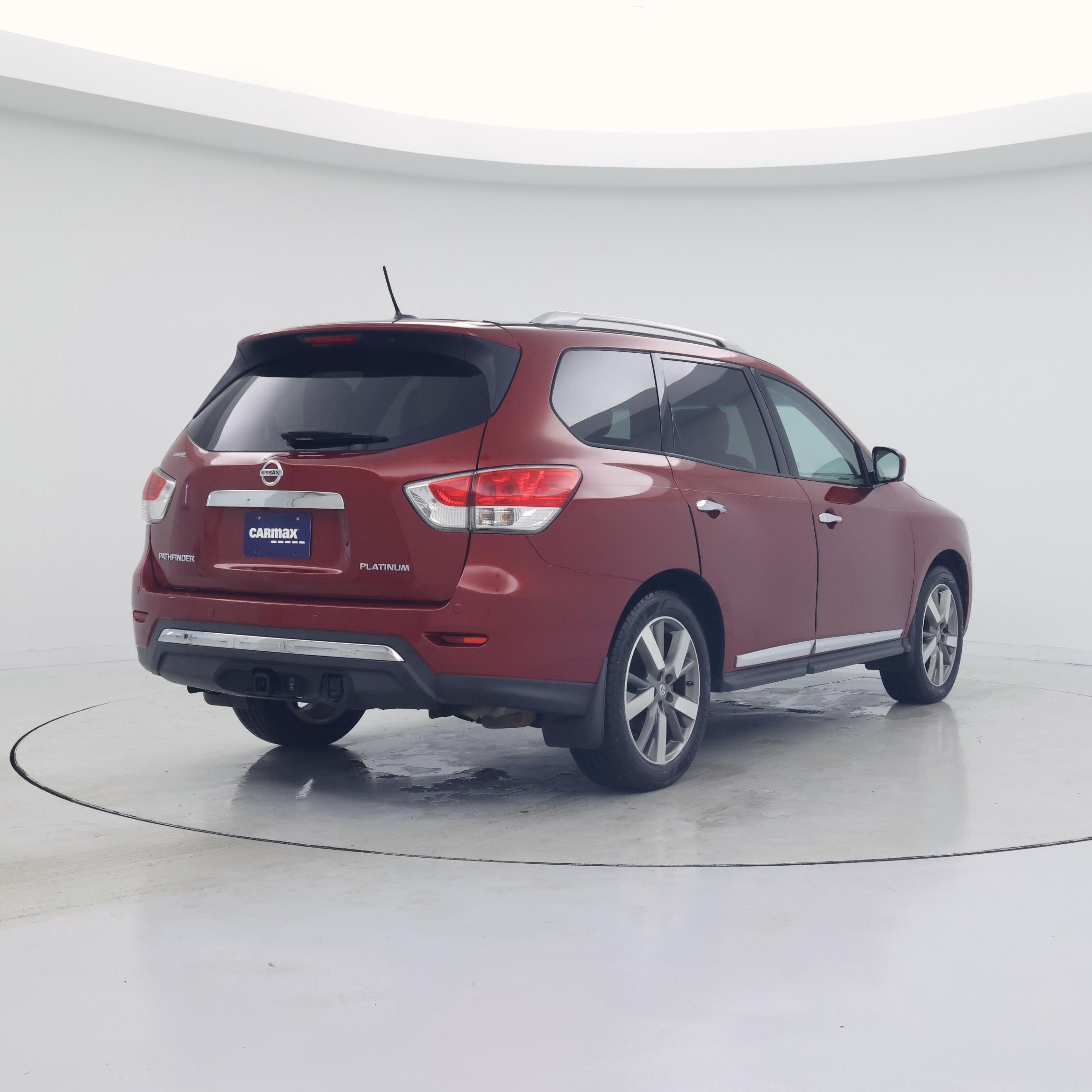 Thumbnail: 2015 Nissan Pathfinder - 8