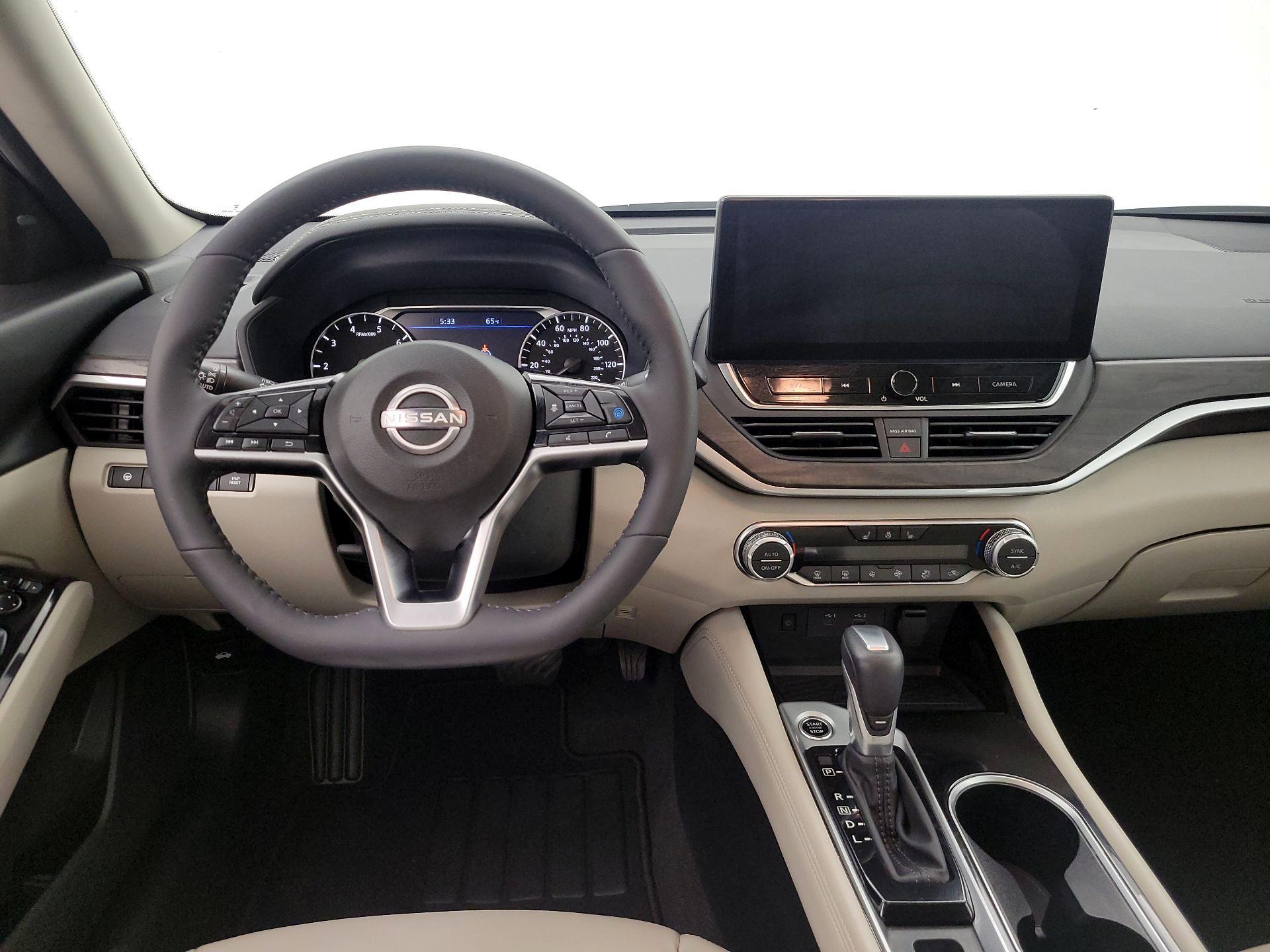 Thumbnail: 2023 Nissan Altima - 10