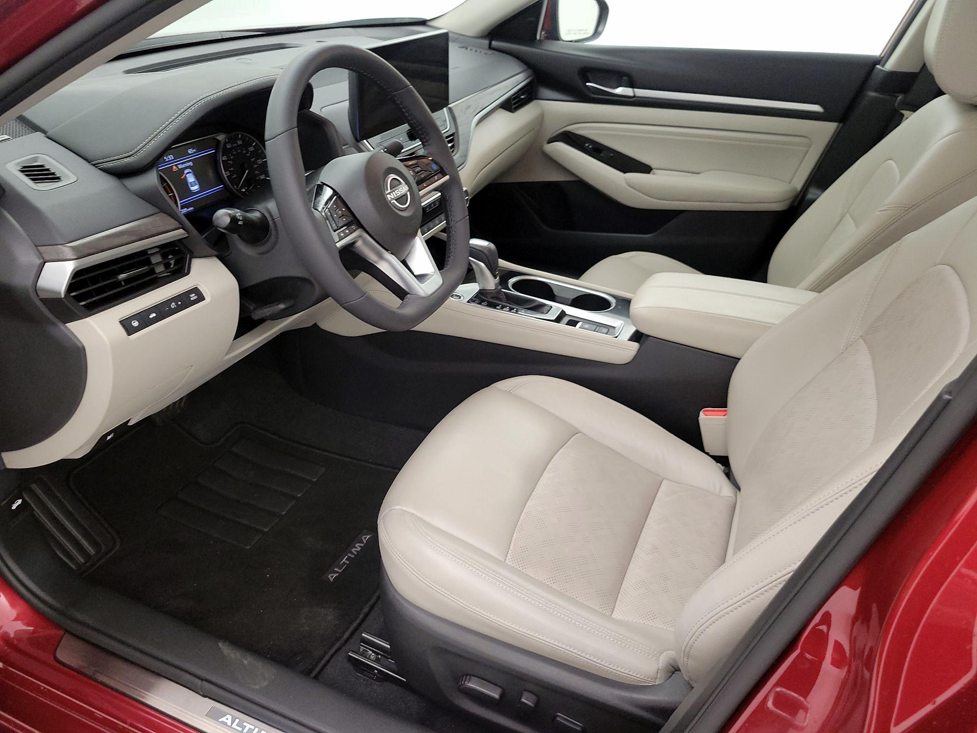 Thumbnail: 2023 Nissan Altima - 11