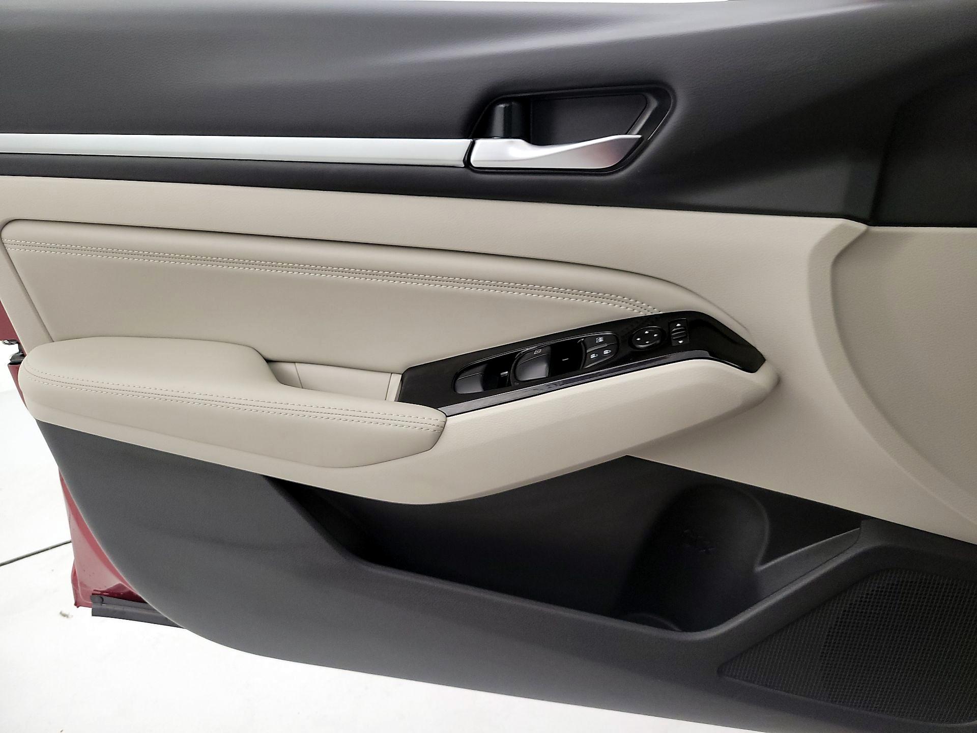 Thumbnail: 2023 Nissan Altima - 12