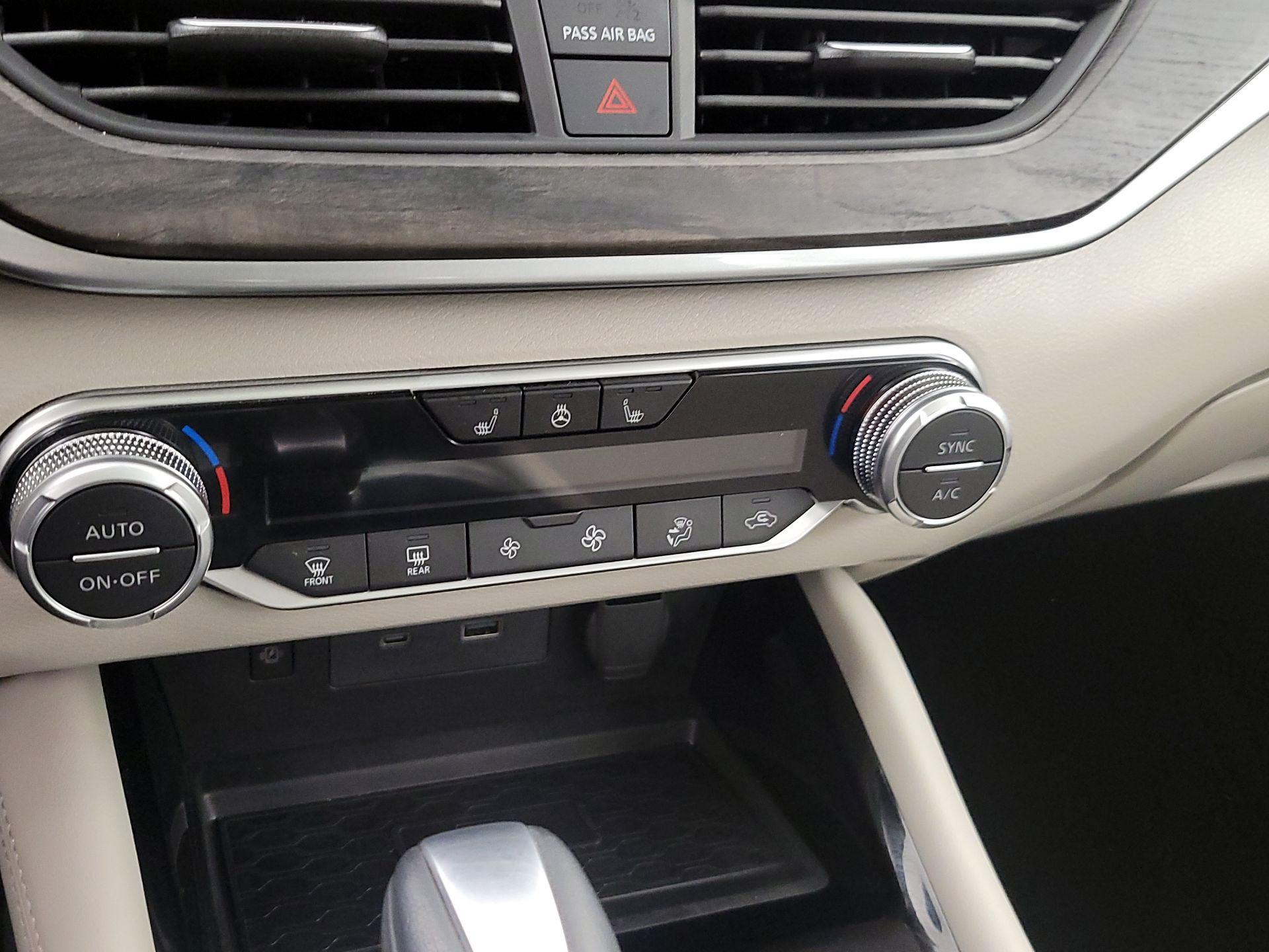 Thumbnail: 2023 Nissan Altima - 17