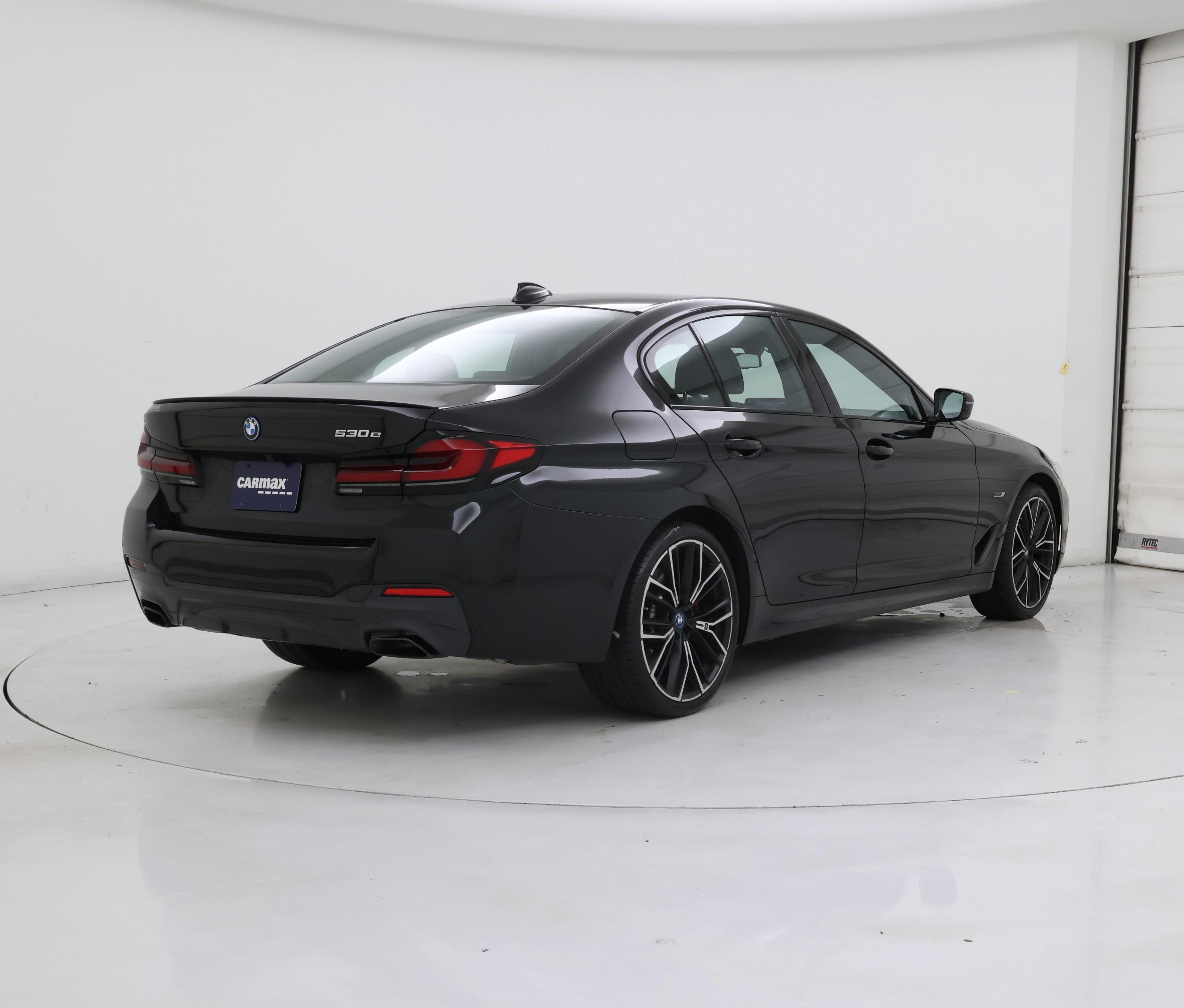 Thumbnail: 2023 BMW 5 Series - 8