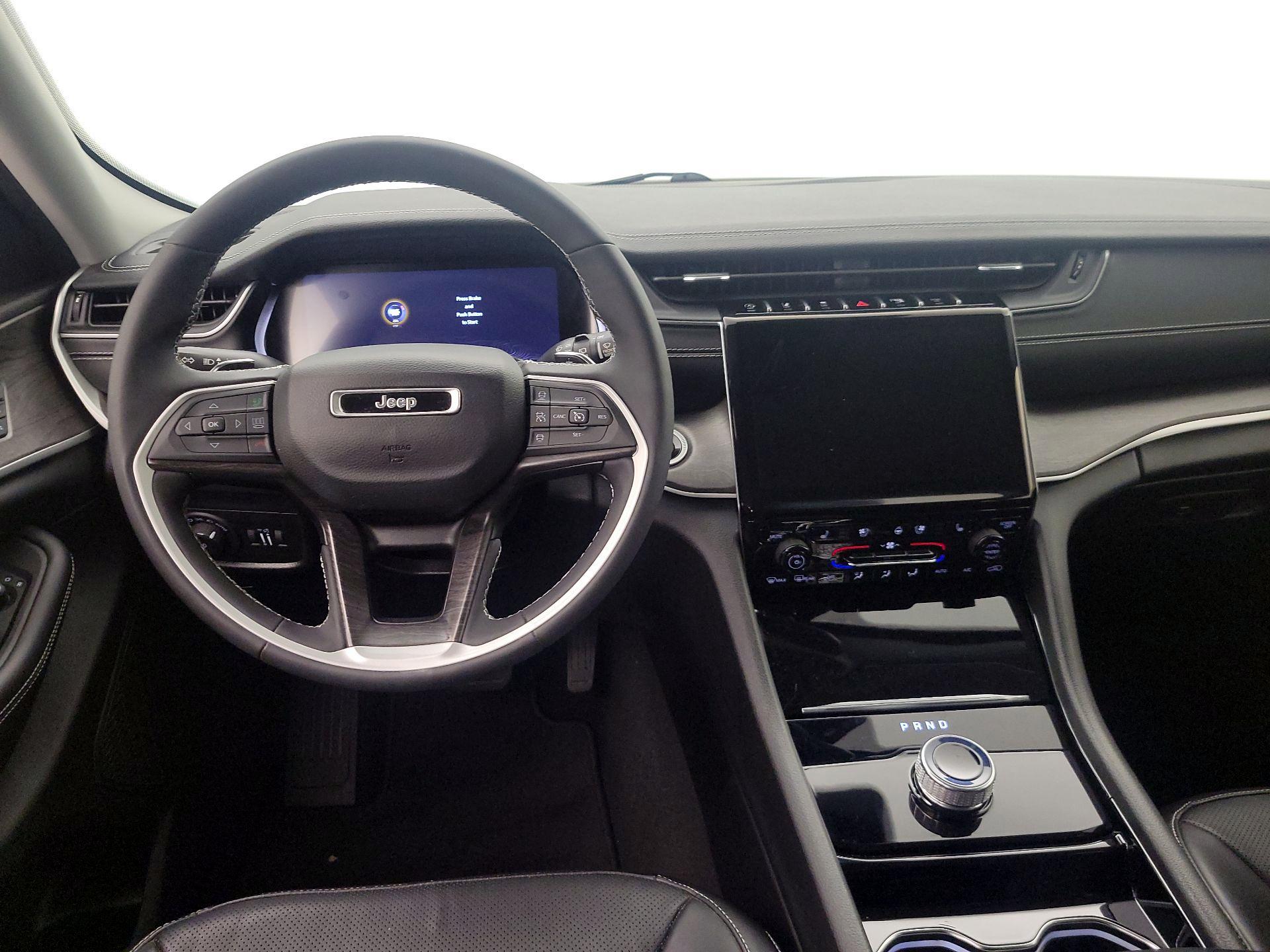 Thumbnail: 2023 Jeep Grand Cherokee - 10