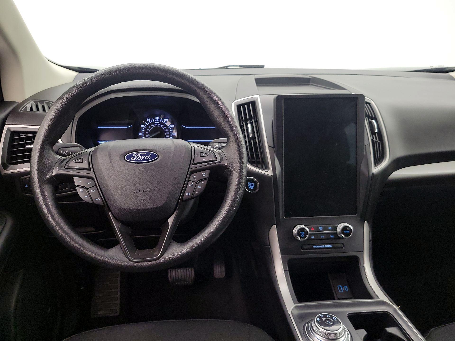 Thumbnail: 2024 Ford Edge - 10