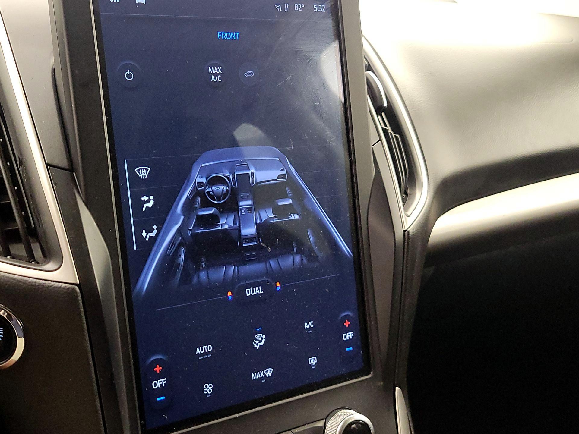 Thumbnail: 2024 Ford Edge - 16