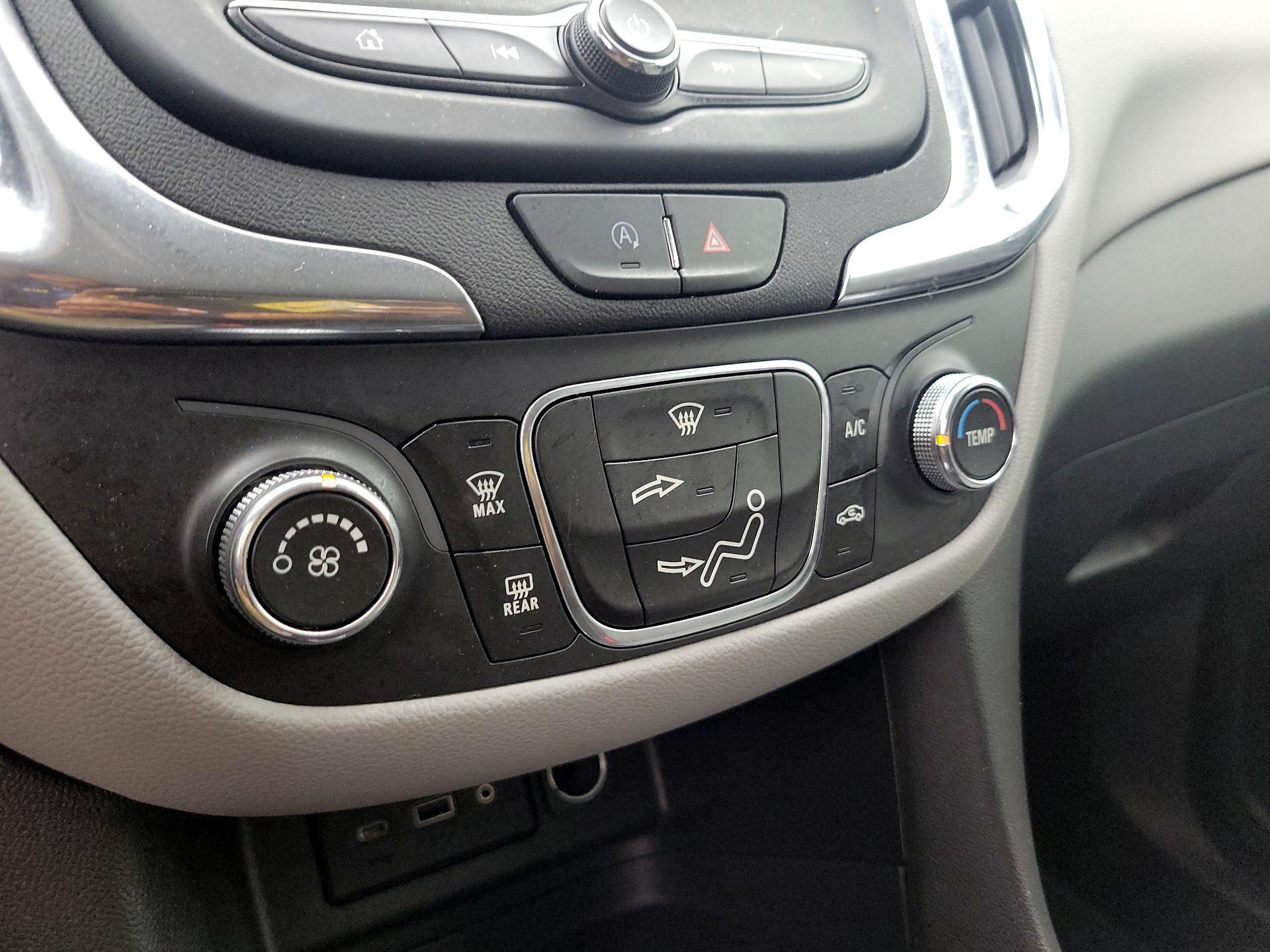 Thumbnail: 2024 Chevrolet Equinox - 16
