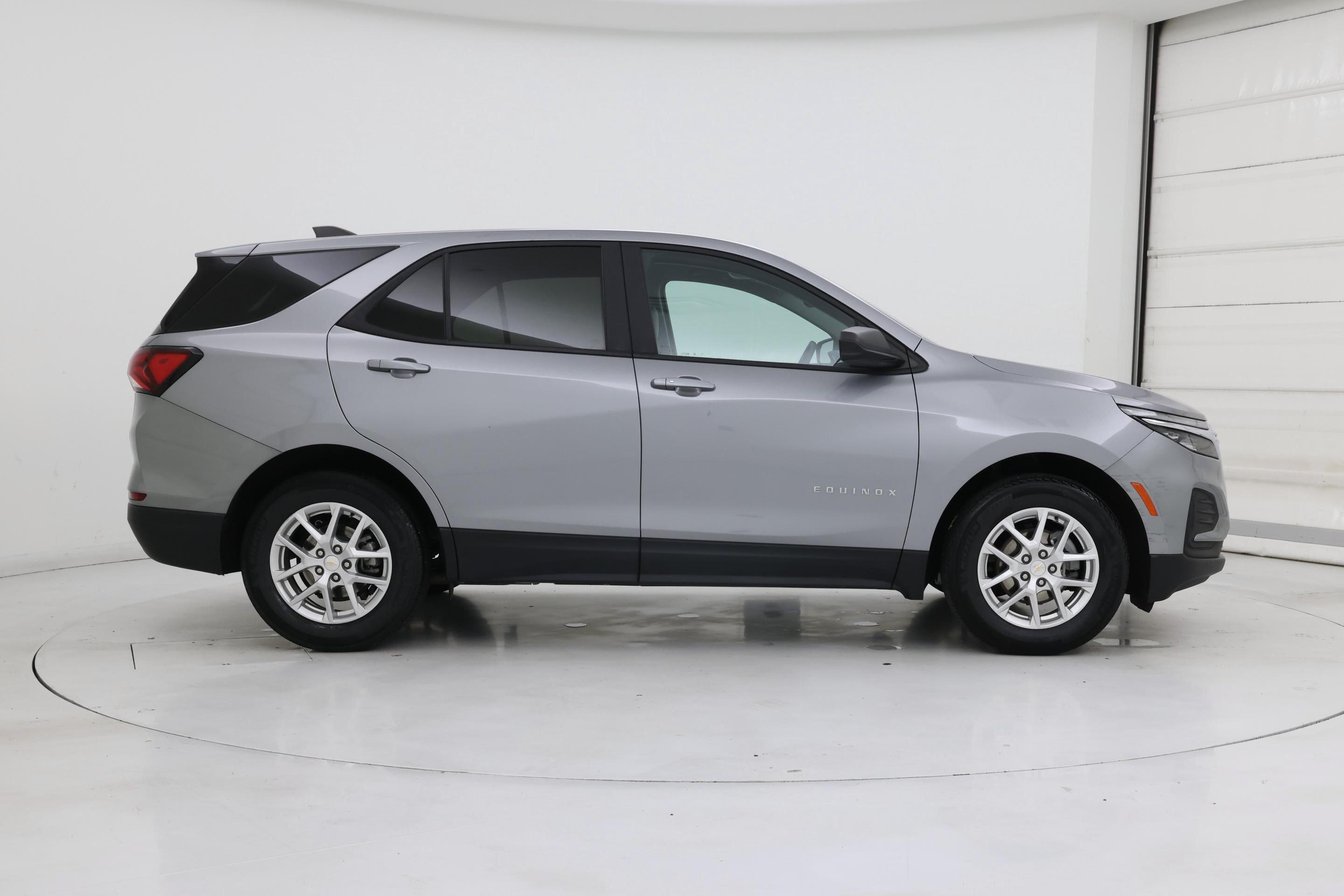 Thumbnail: 2024 Chevrolet Equinox - 7
