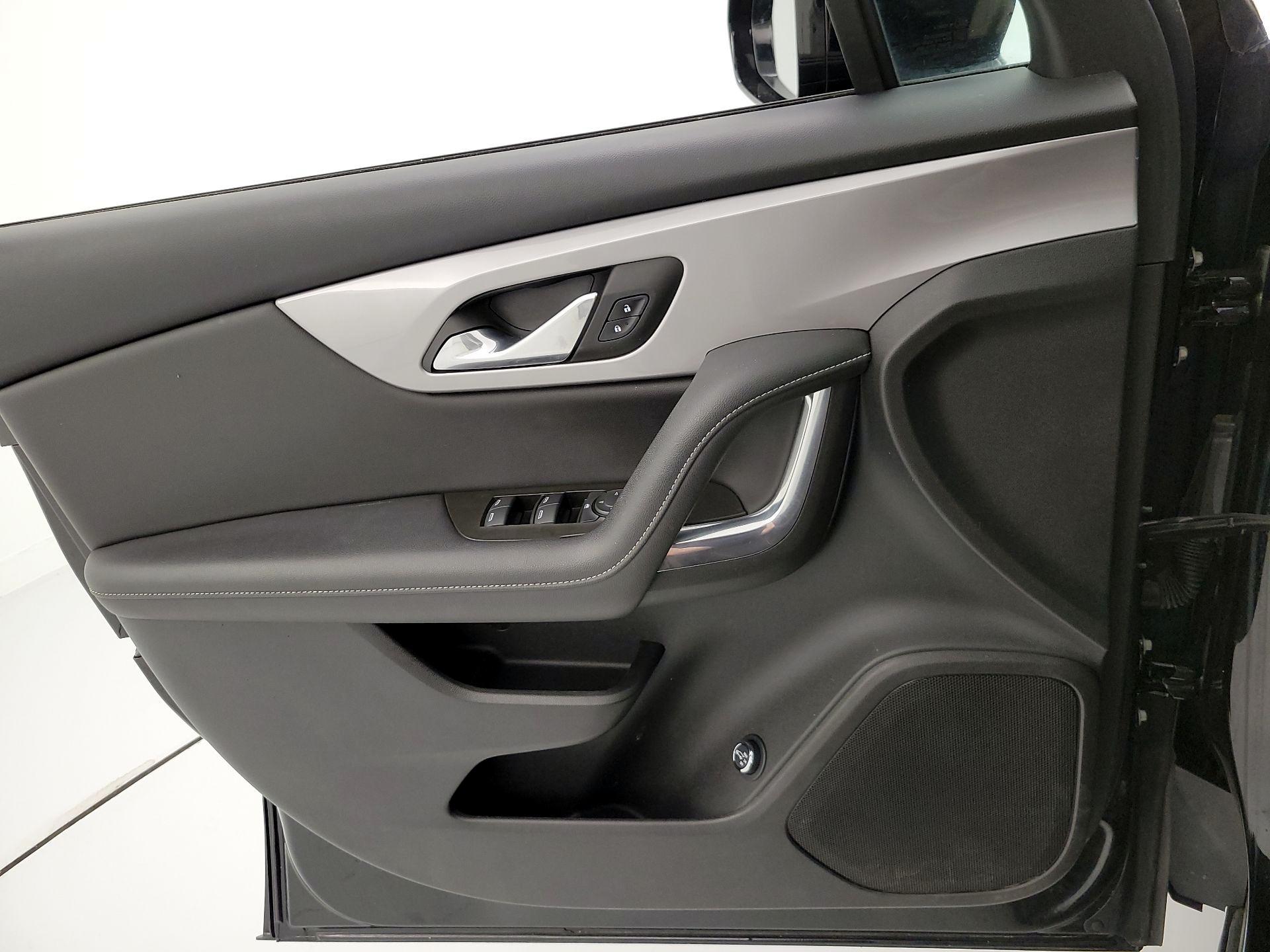 Thumbnail: 2023 Chevrolet Blazer - 12