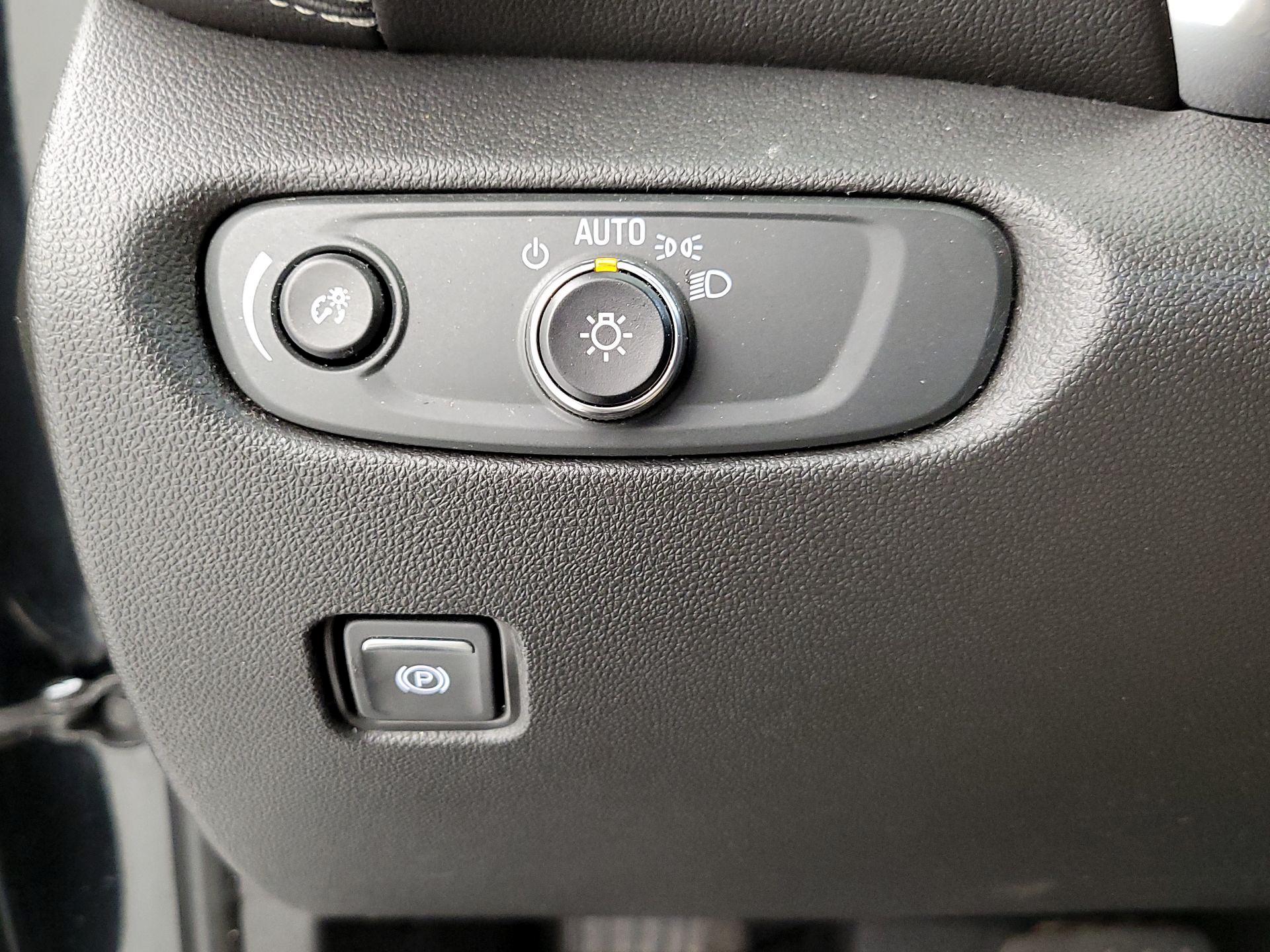 Thumbnail: 2023 Chevrolet Blazer - 13