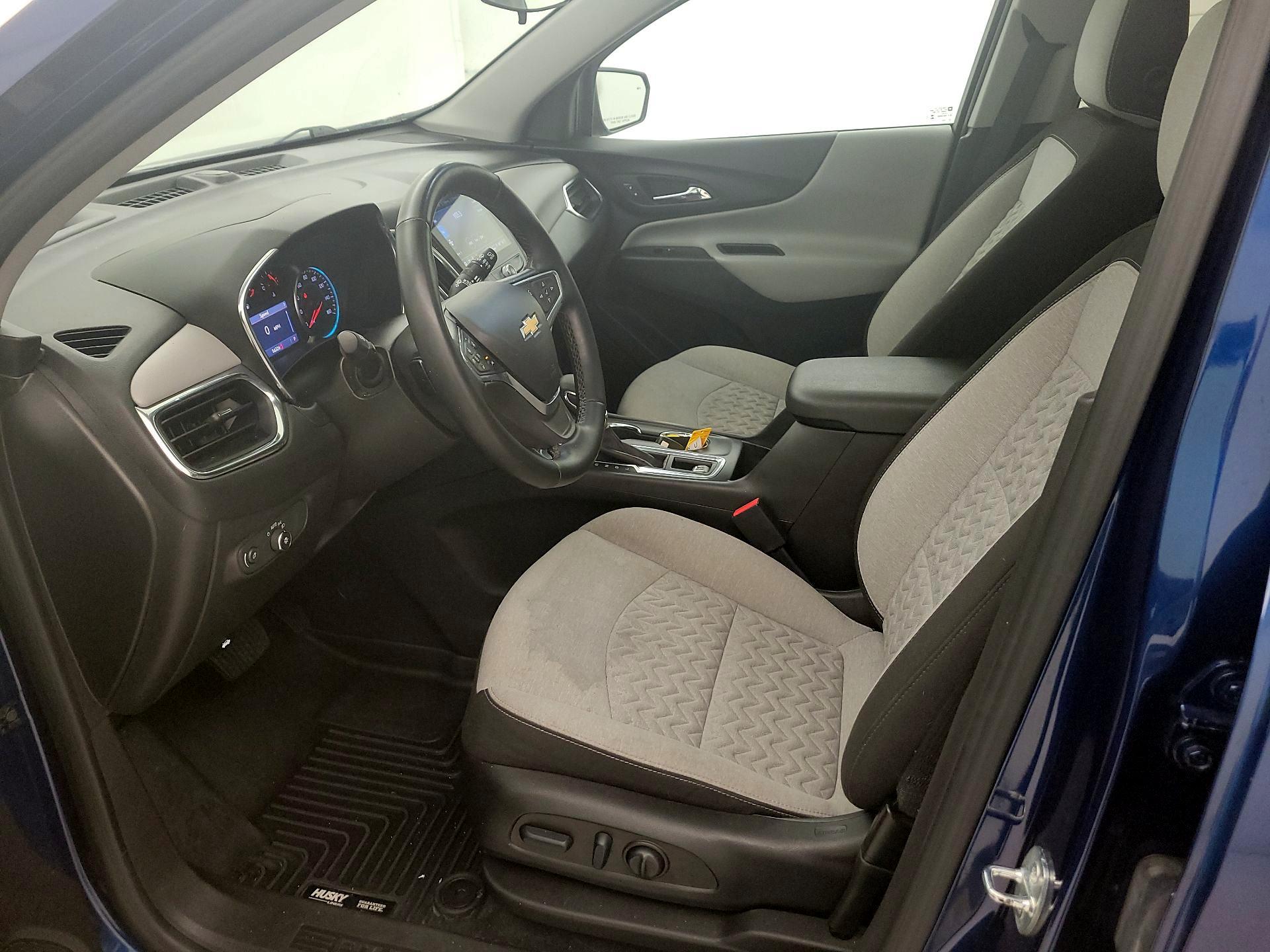 Thumbnail: 2023 Chevrolet Equinox - 9