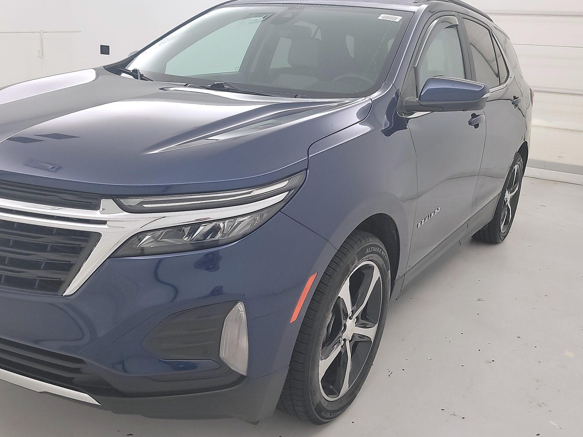 Thumbnail: 2023 Chevrolet Equinox - 3