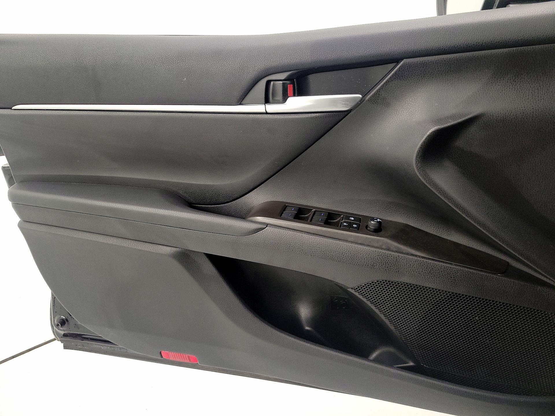 Thumbnail: 2024 Toyota Camry - 12