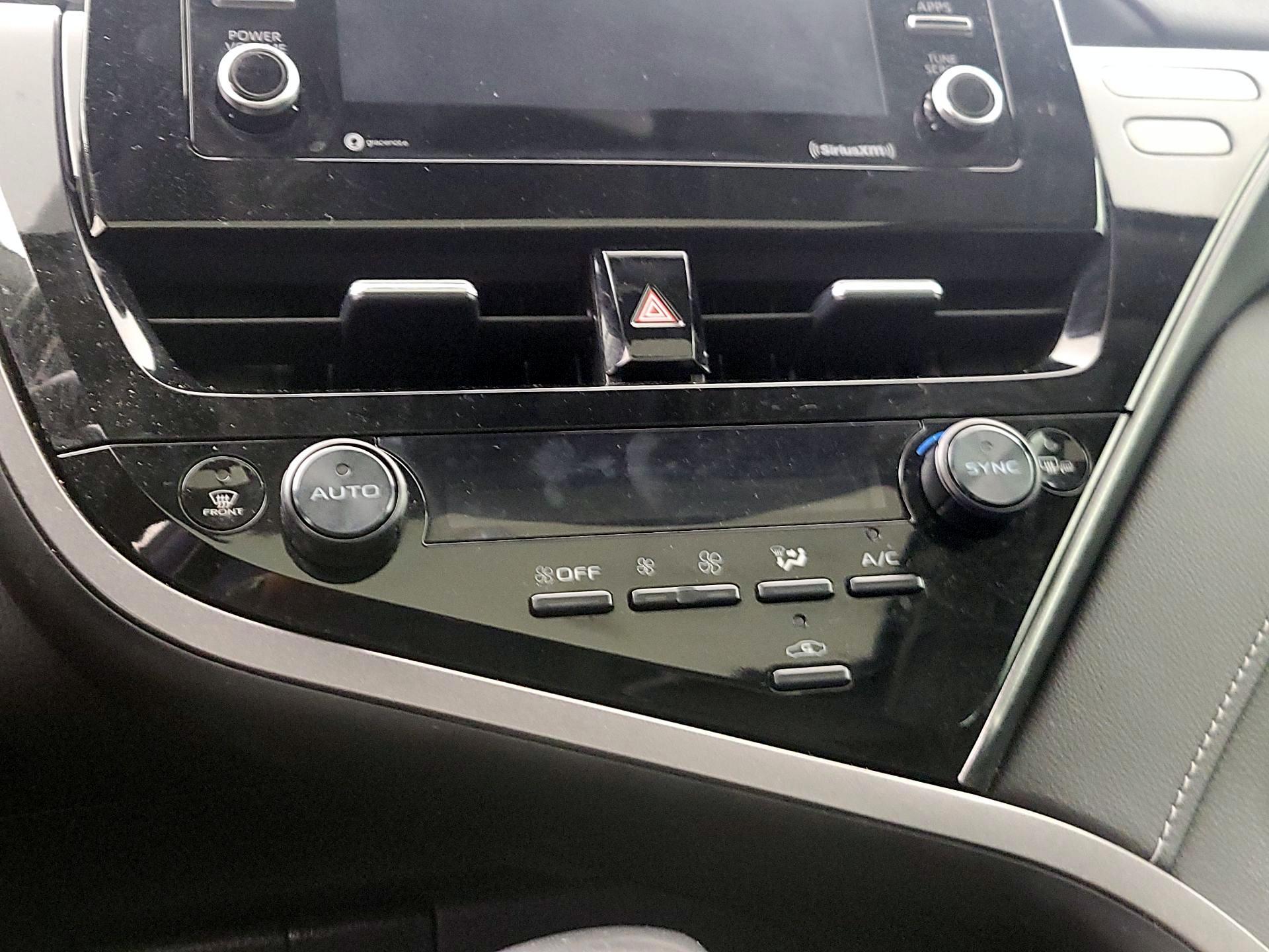 Thumbnail: 2024 Toyota Camry - 16