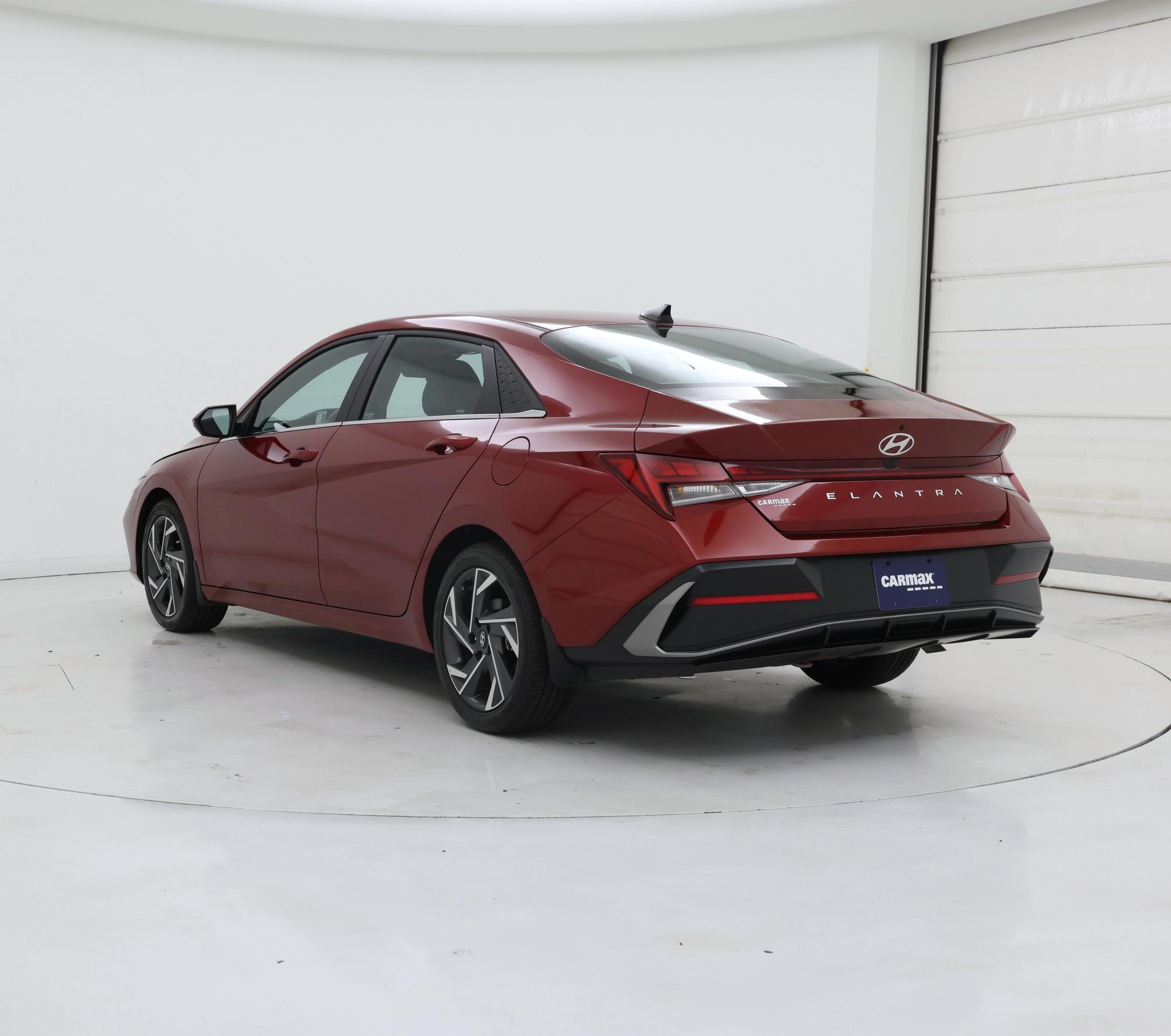 Thumbnail: 2025 Hyundai Elantra - 2