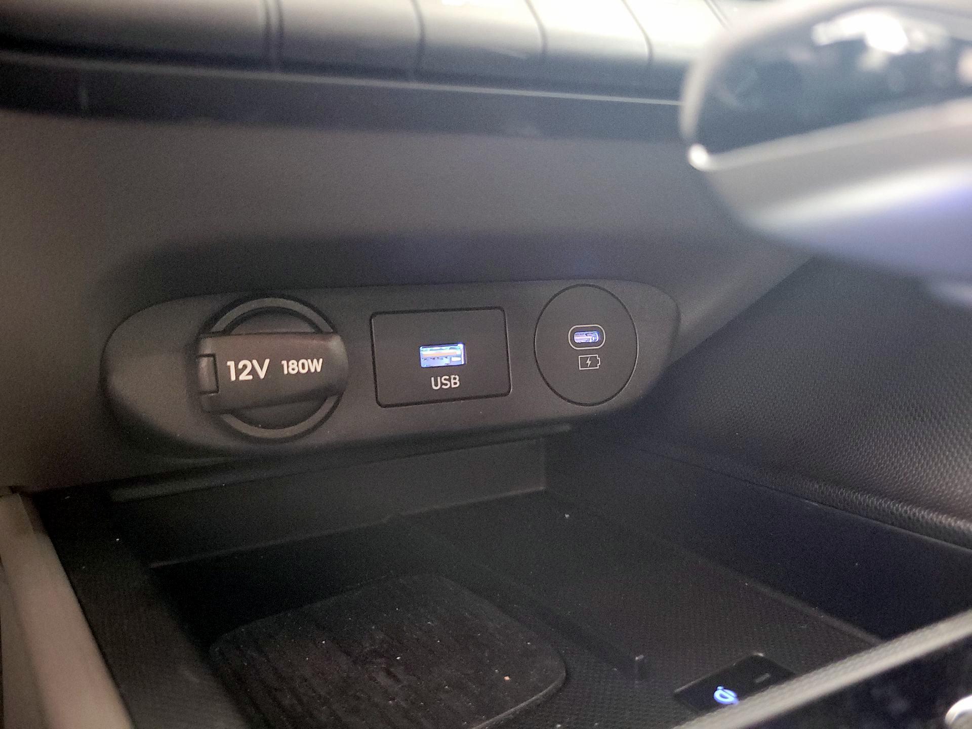 Thumbnail: 2025 Hyundai Elantra - 19