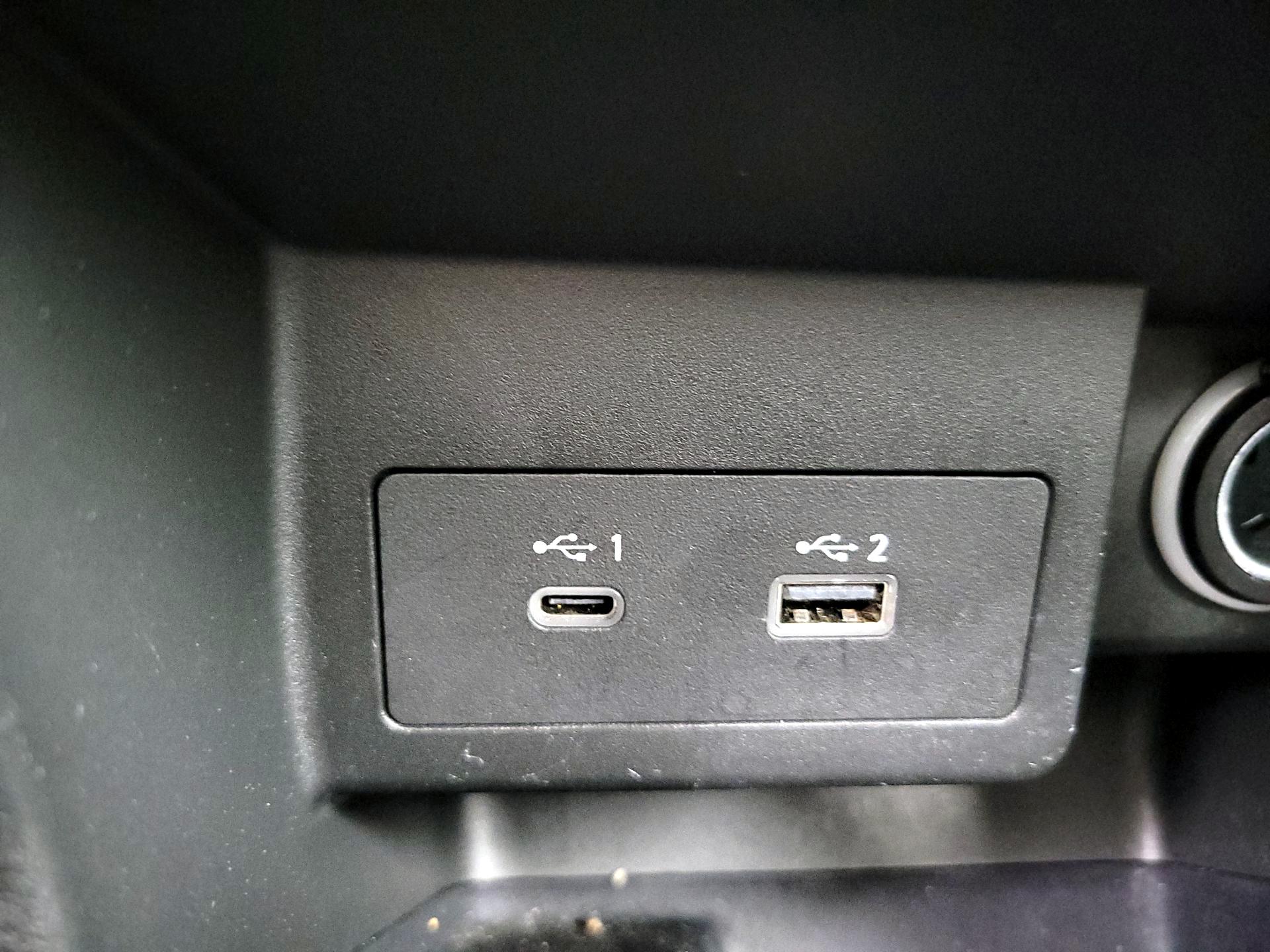 Thumbnail: 2024 Nissan Kicks - 17