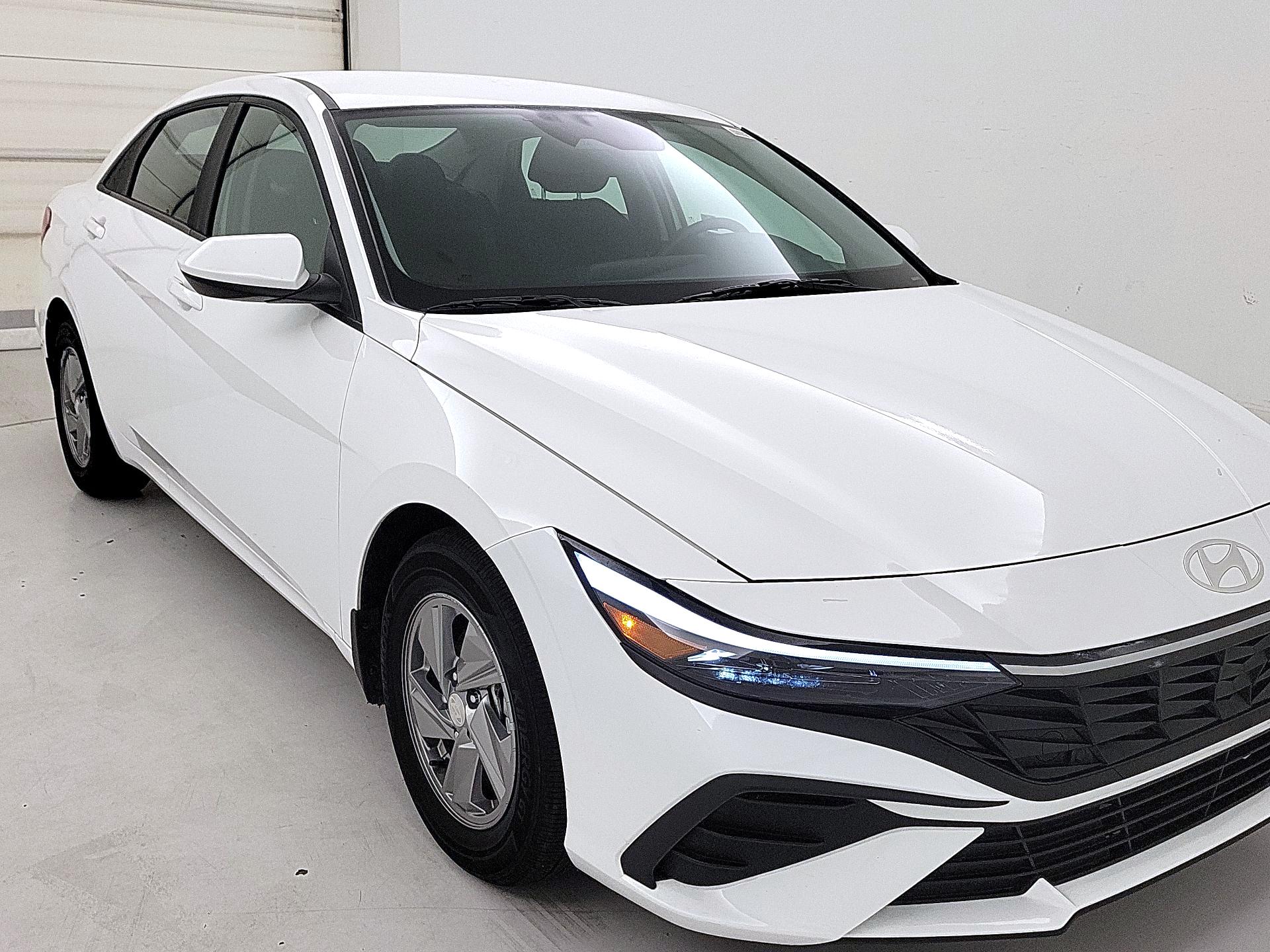 Thumbnail: 2024 Hyundai Elantra - 1