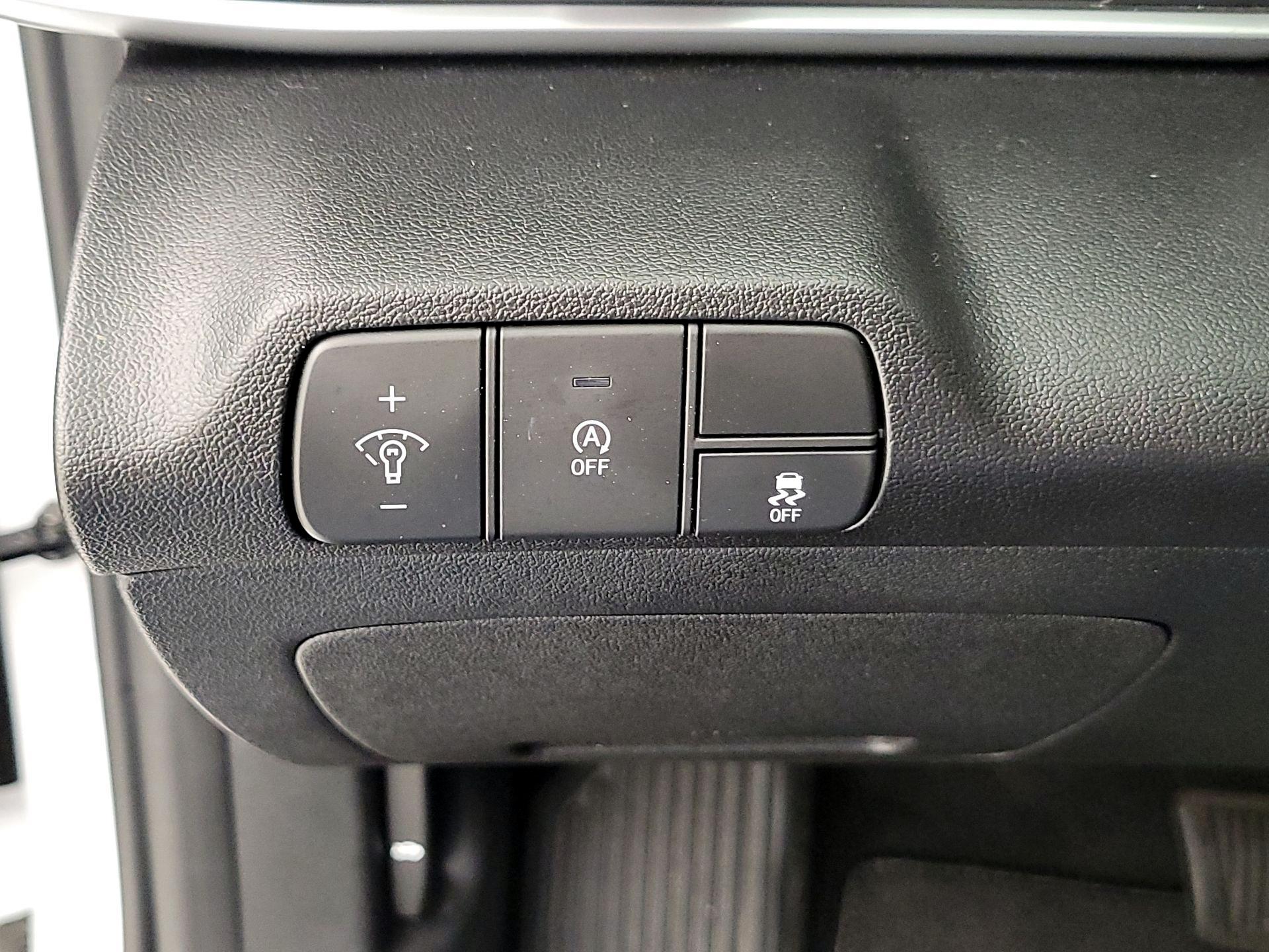 Thumbnail: 2024 Hyundai Elantra - 11