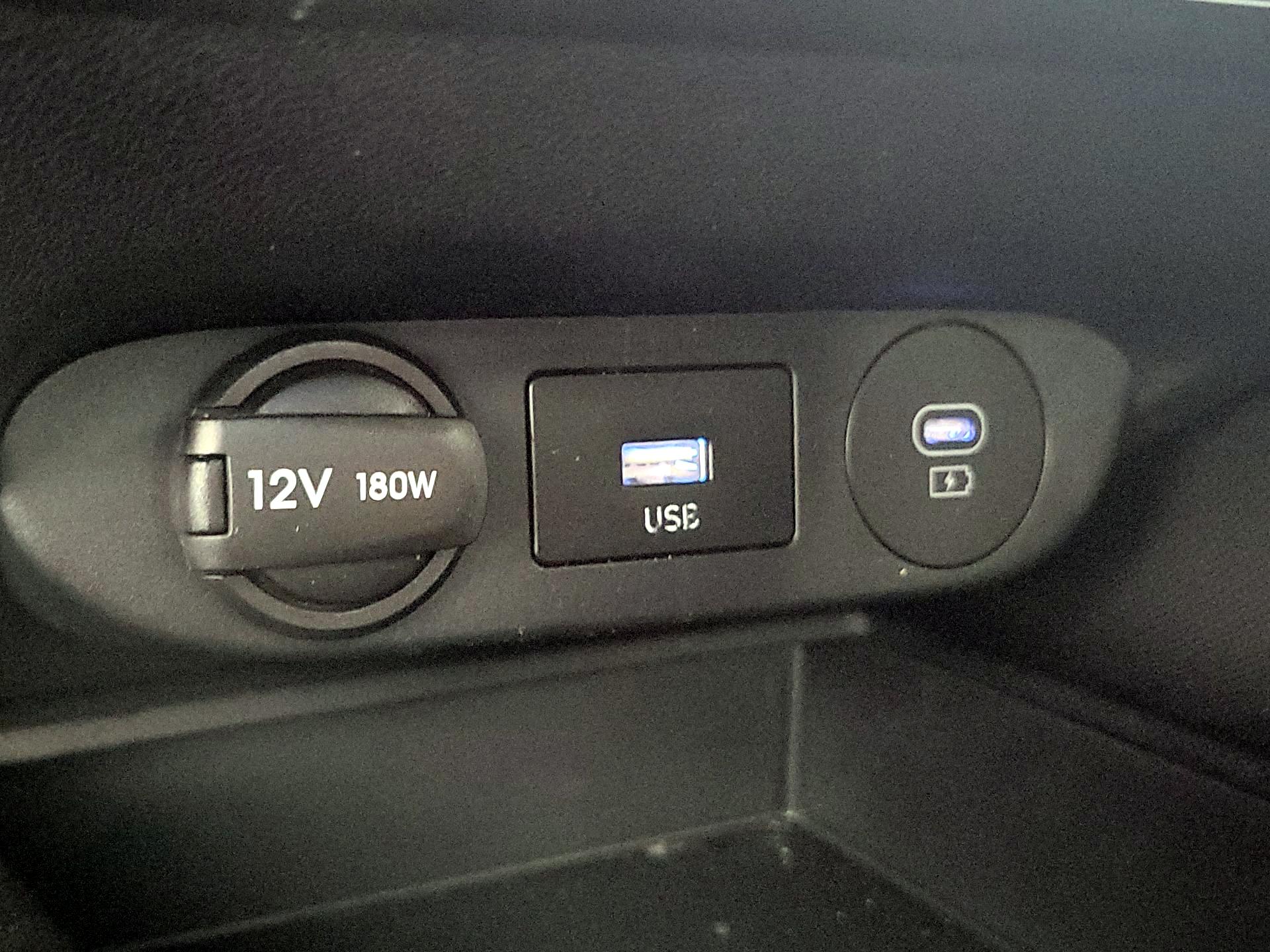 Thumbnail: 2024 Hyundai Elantra - 16