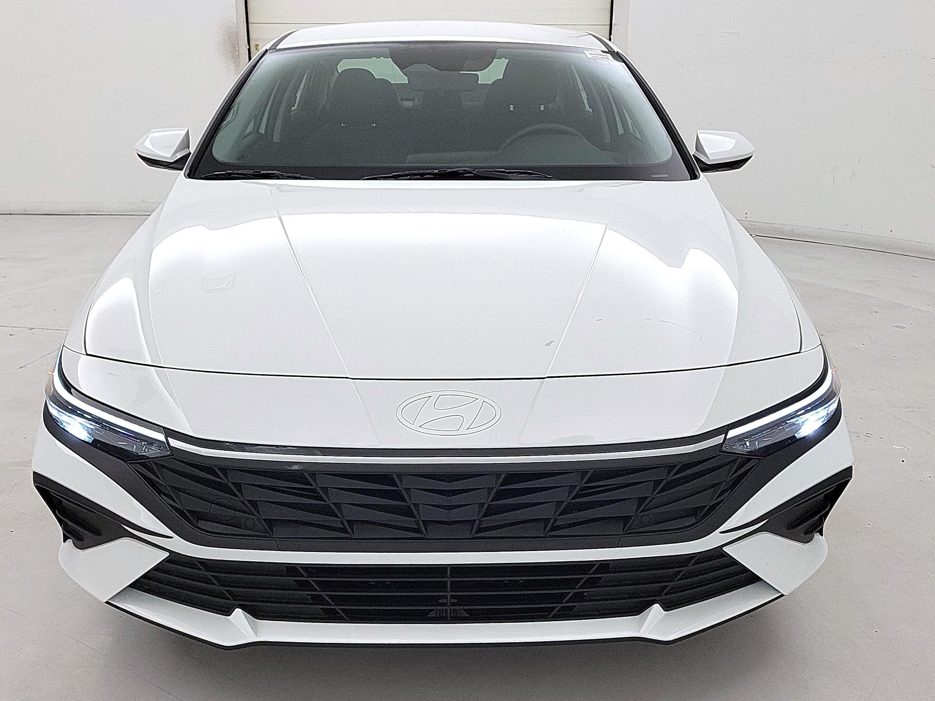 Thumbnail: 2024 Hyundai Elantra - 2