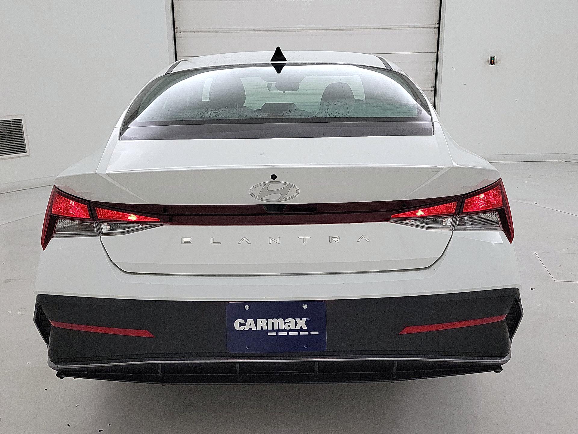 Thumbnail: 2024 Hyundai Elantra - 6