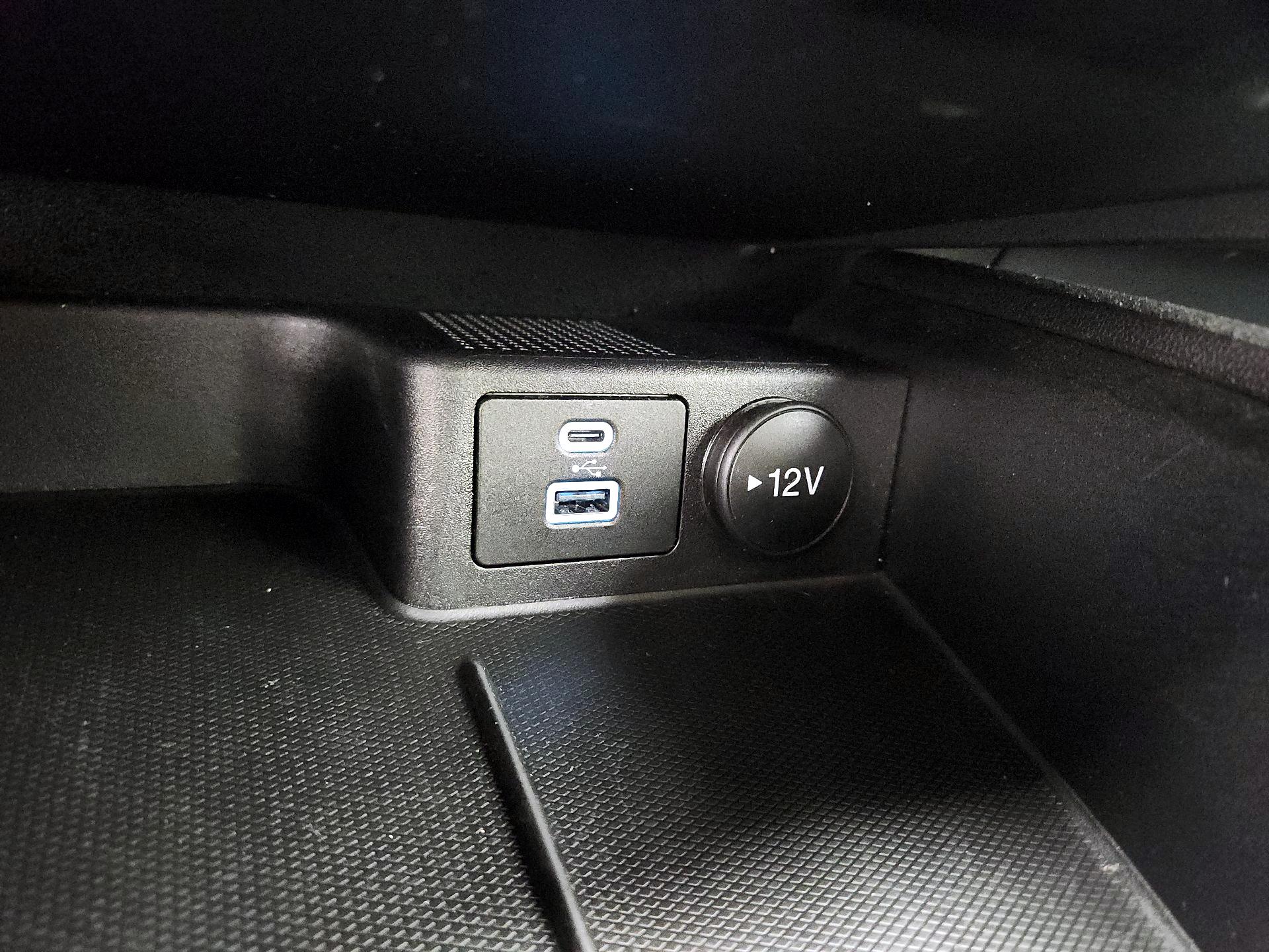 Thumbnail: 2022 Ford Escape - 18