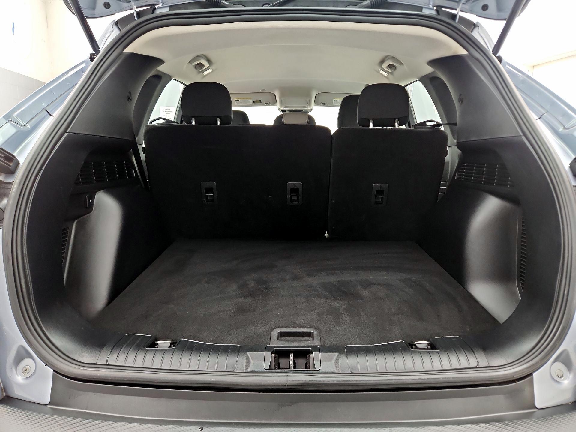 Thumbnail: 2022 Ford Escape - 20