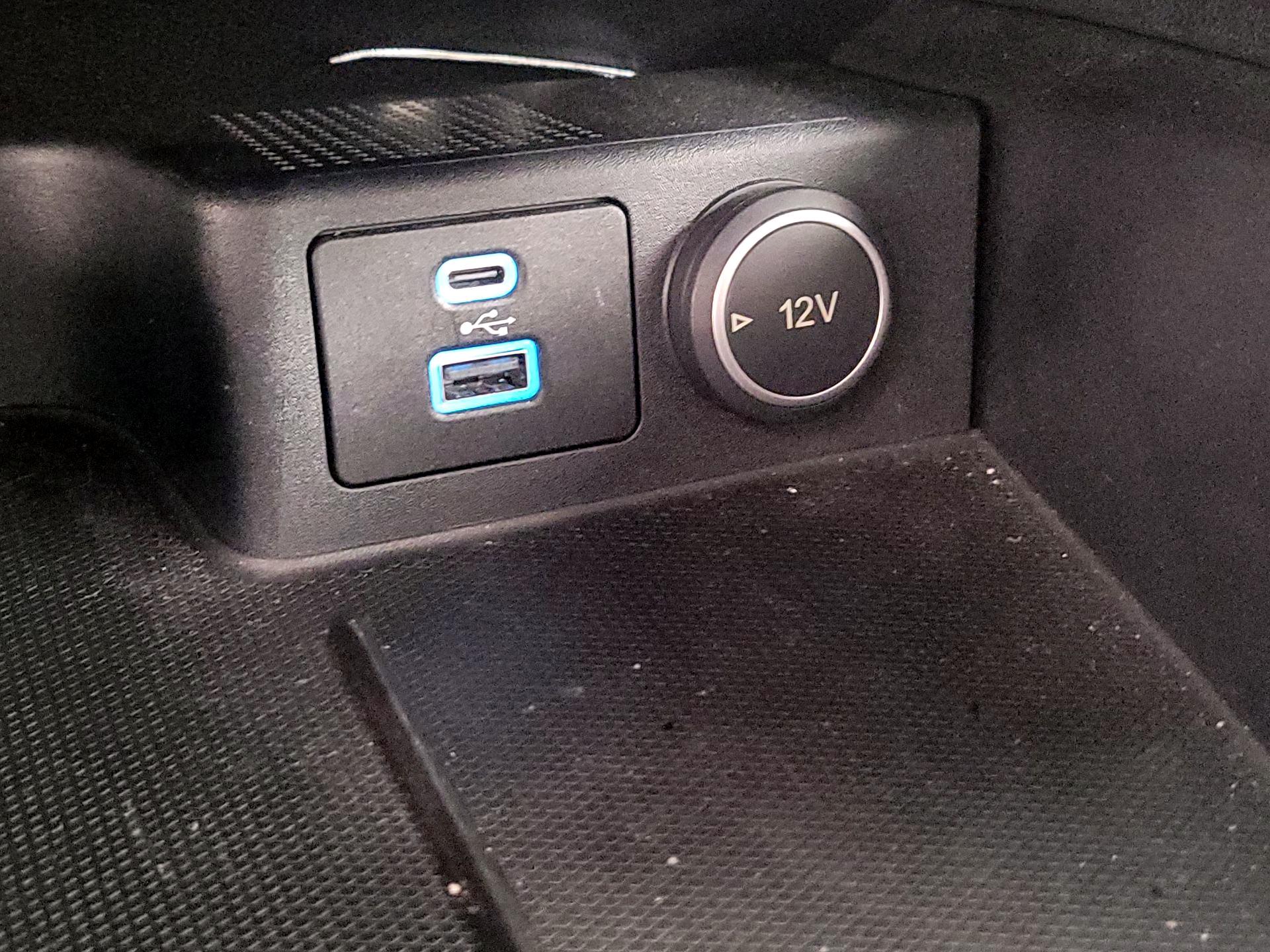 Thumbnail: 2021 Ford Escape - 16