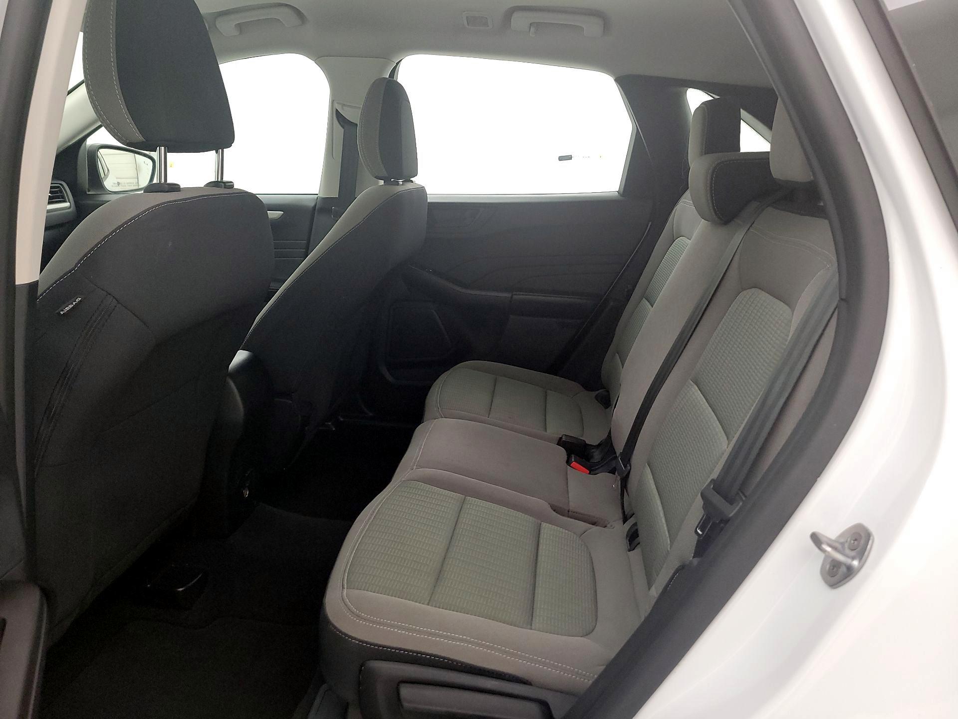 Thumbnail: 2021 Ford Escape - 17