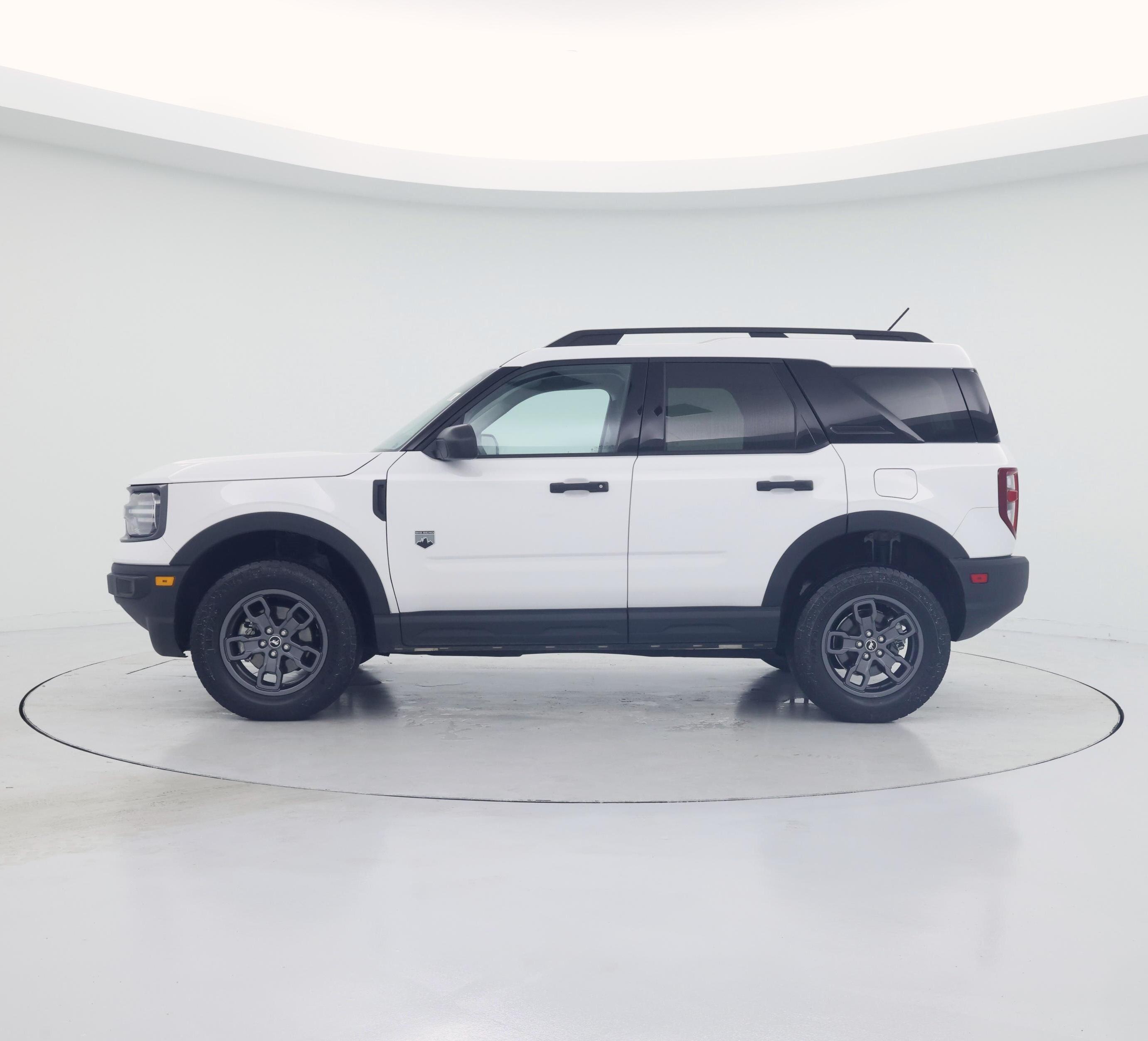 Thumbnail: 2023 Ford Bronco Sport - 3
