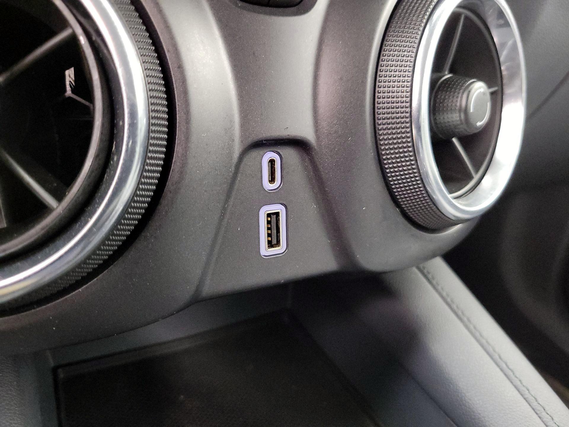 Thumbnail: 2022 Chevrolet Blazer - 19