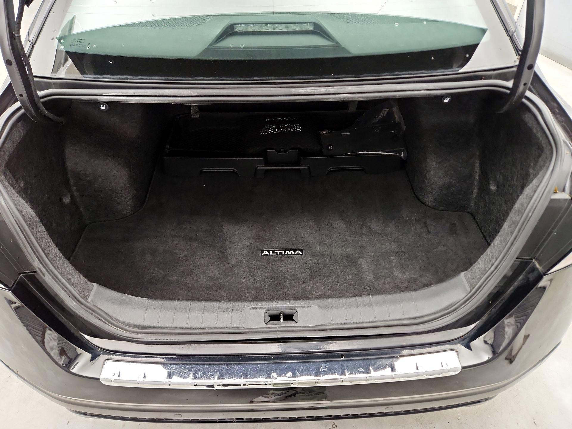 Thumbnail: 2023 Nissan Altima - 20