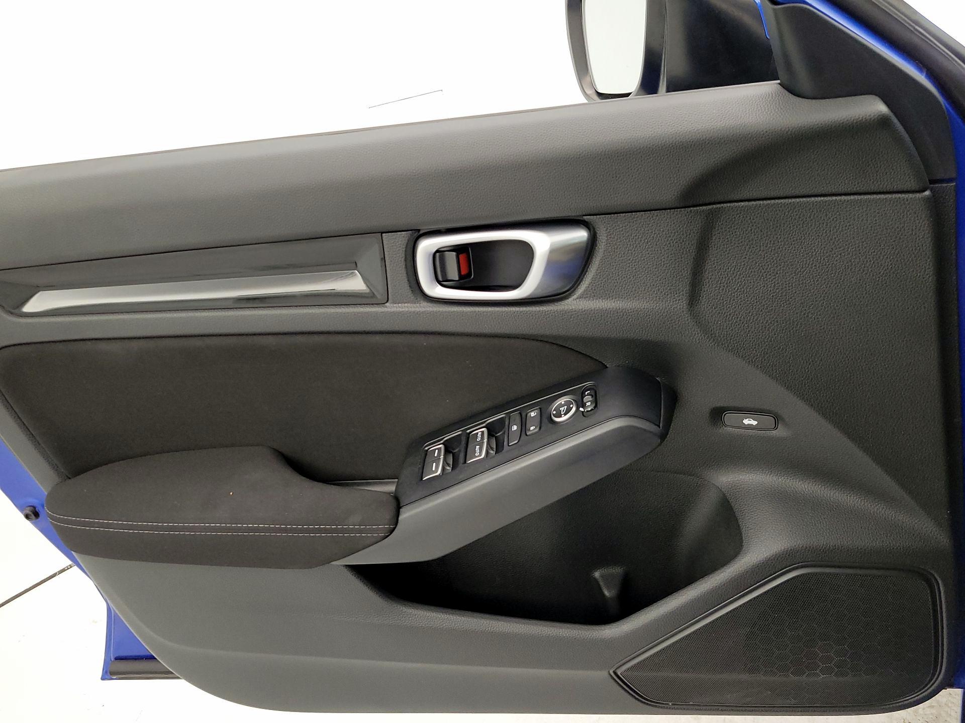 Thumbnail: 2023 Honda Civic - 12