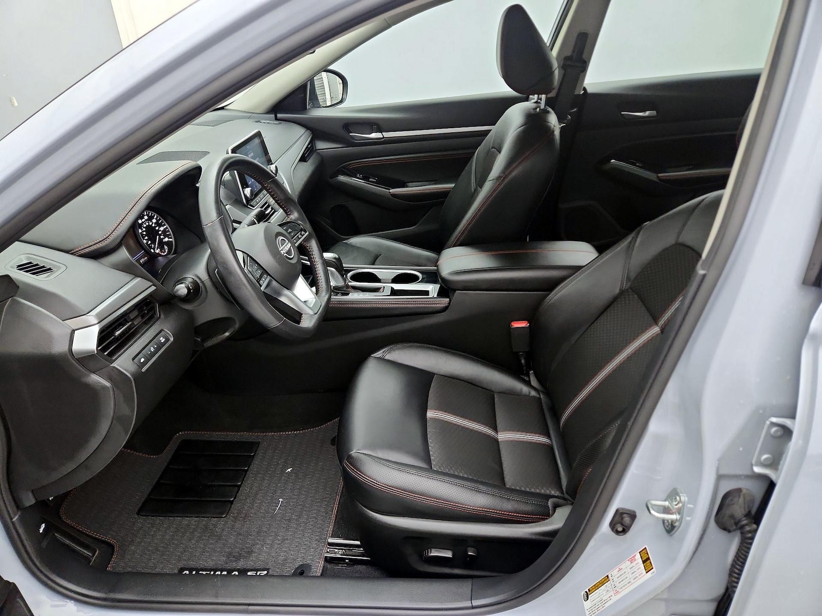 2023 Nissan Altima SR - Photo 12