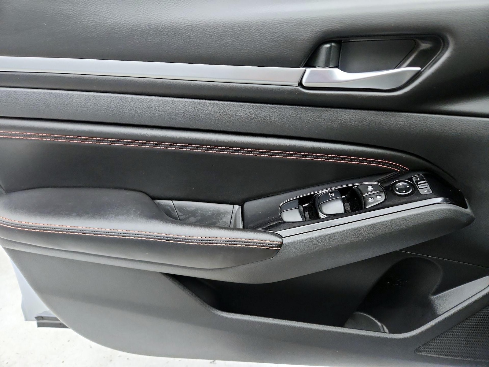 2023 Nissan Altima SR - Photo 13