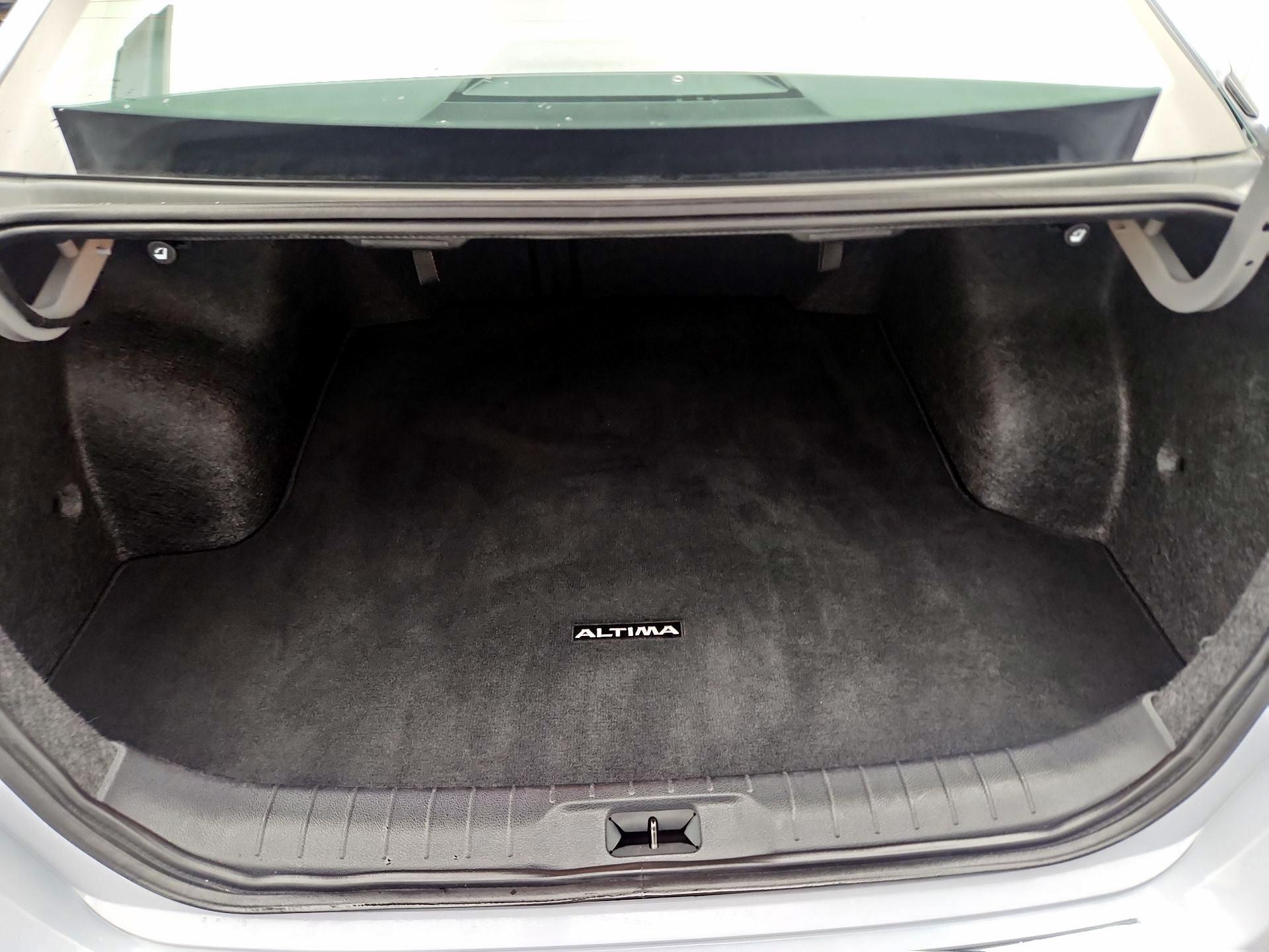 Thumbnail: 2023 Nissan Altima - 20