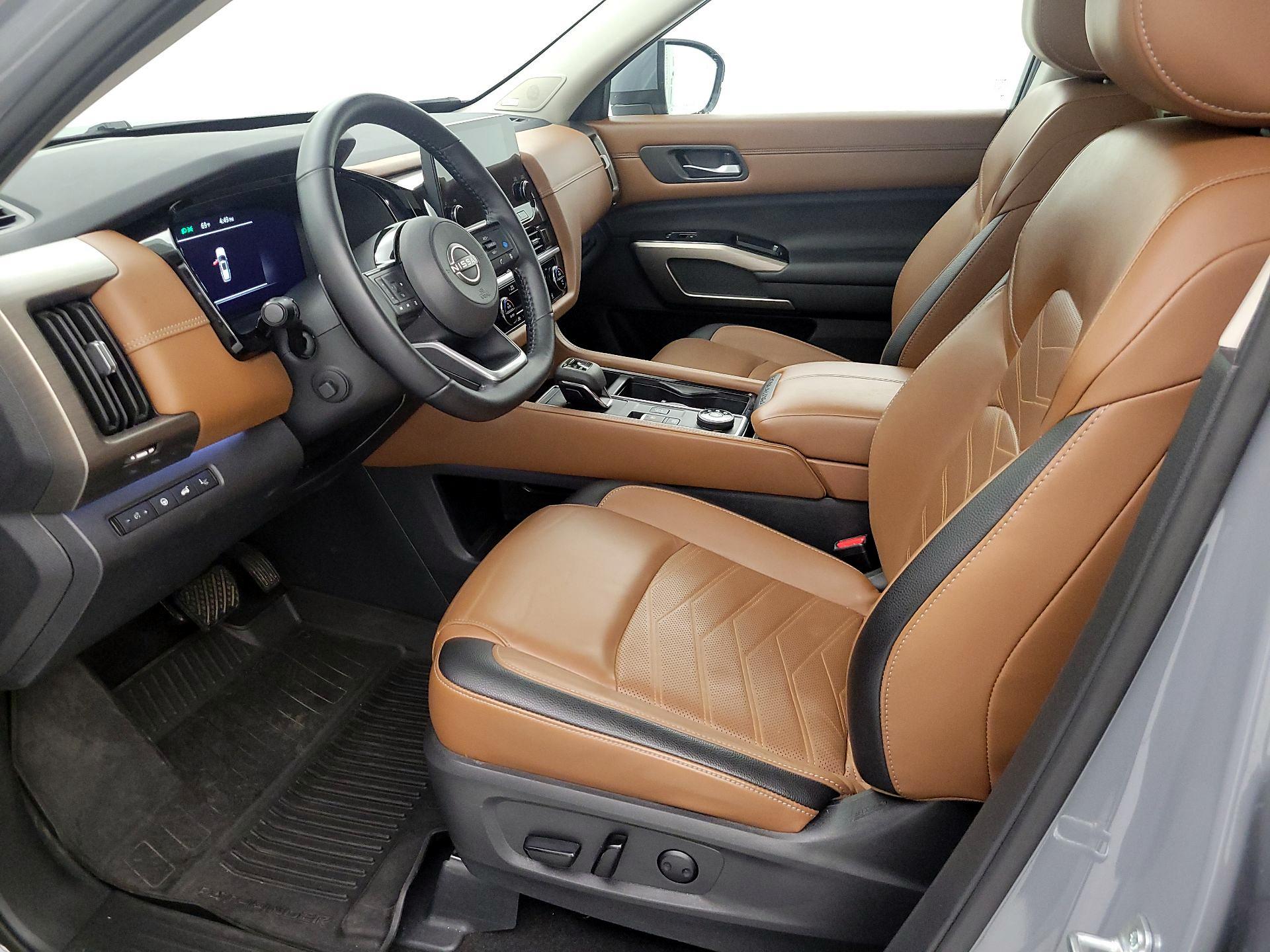 Thumbnail: 2023 Nissan Pathfinder - 11