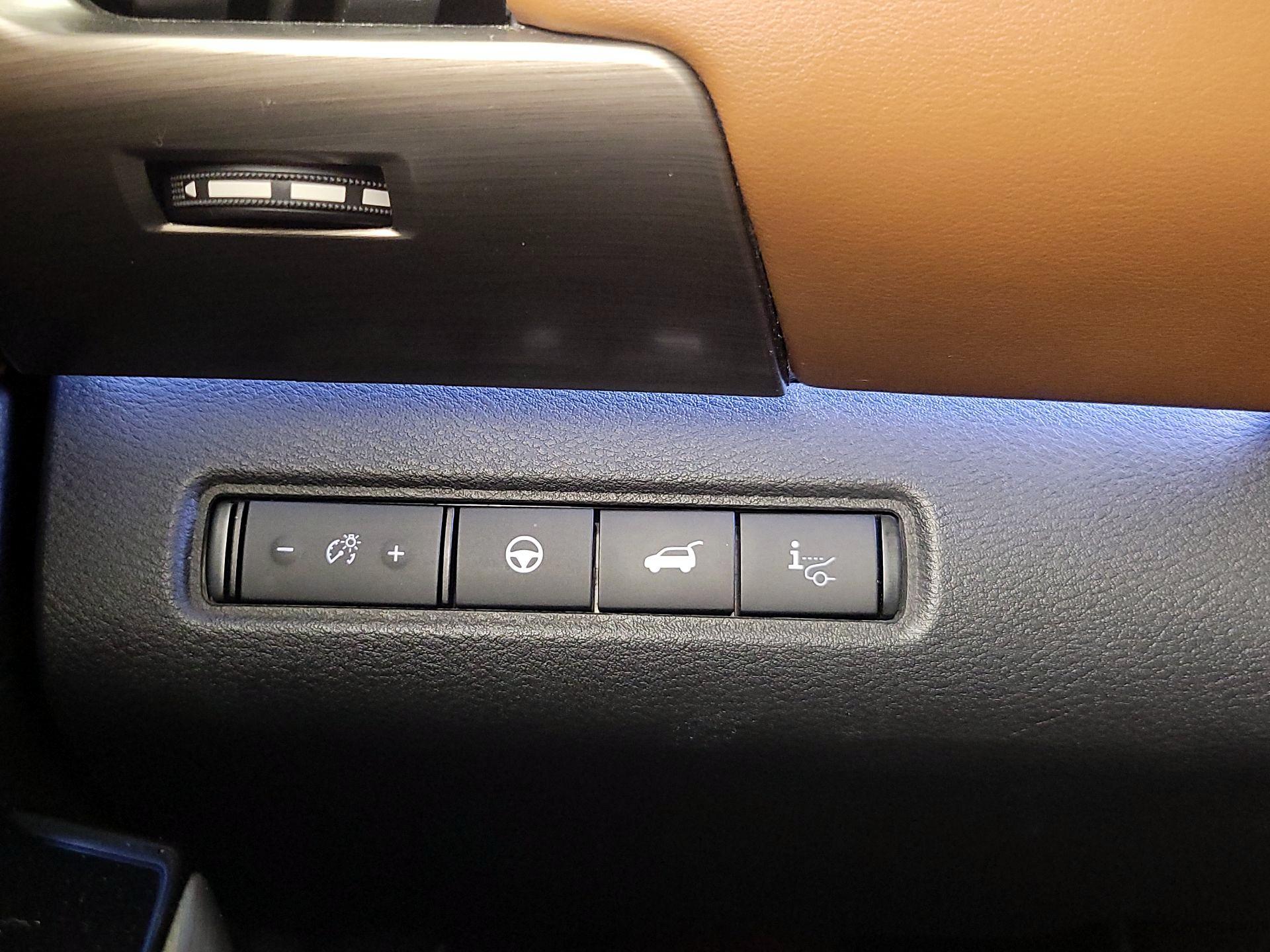 Thumbnail: 2023 Nissan Pathfinder - 13